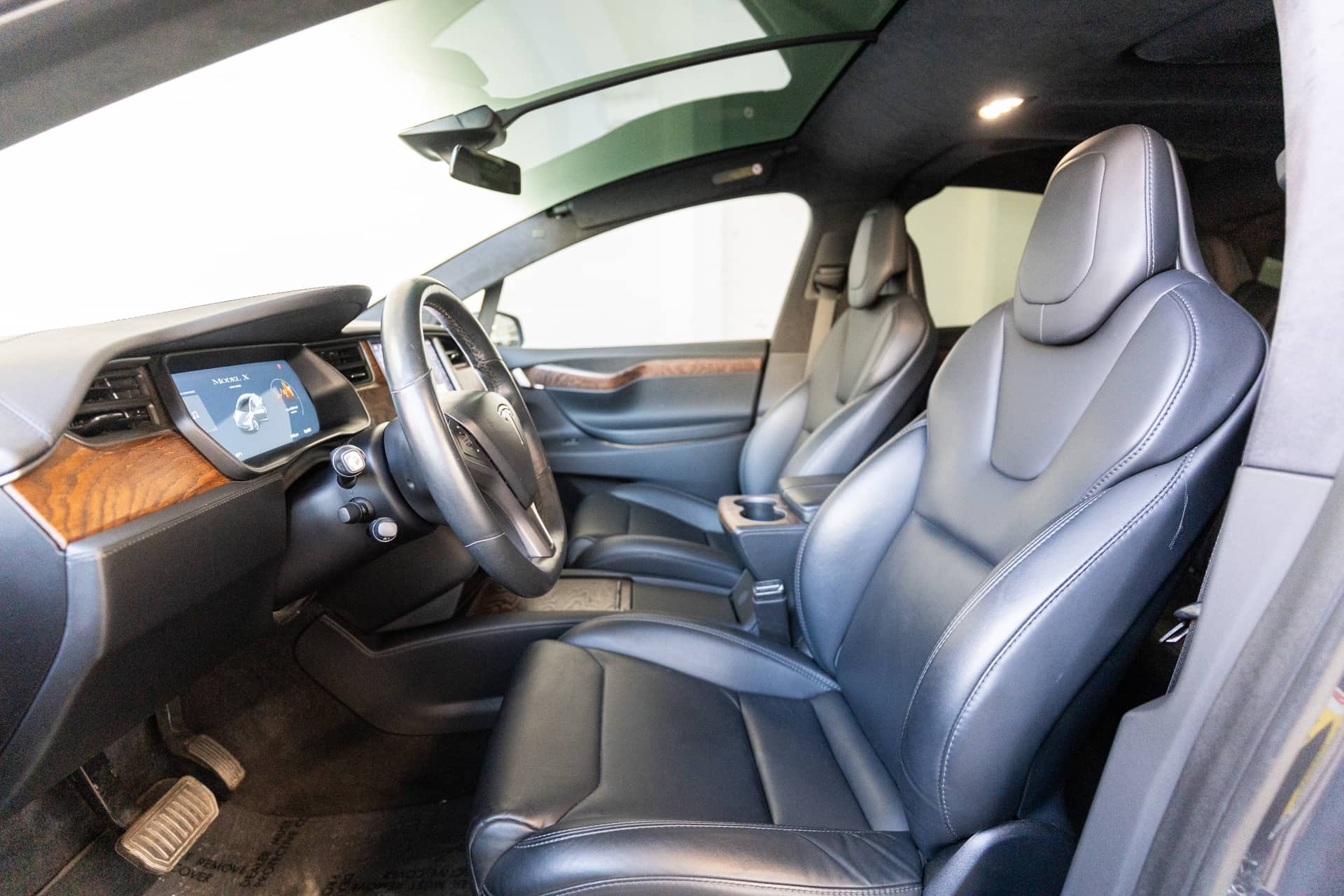 EverCars Co. vehicle image 13 for Tesla Model X -  Long Range on EverCars Co.
