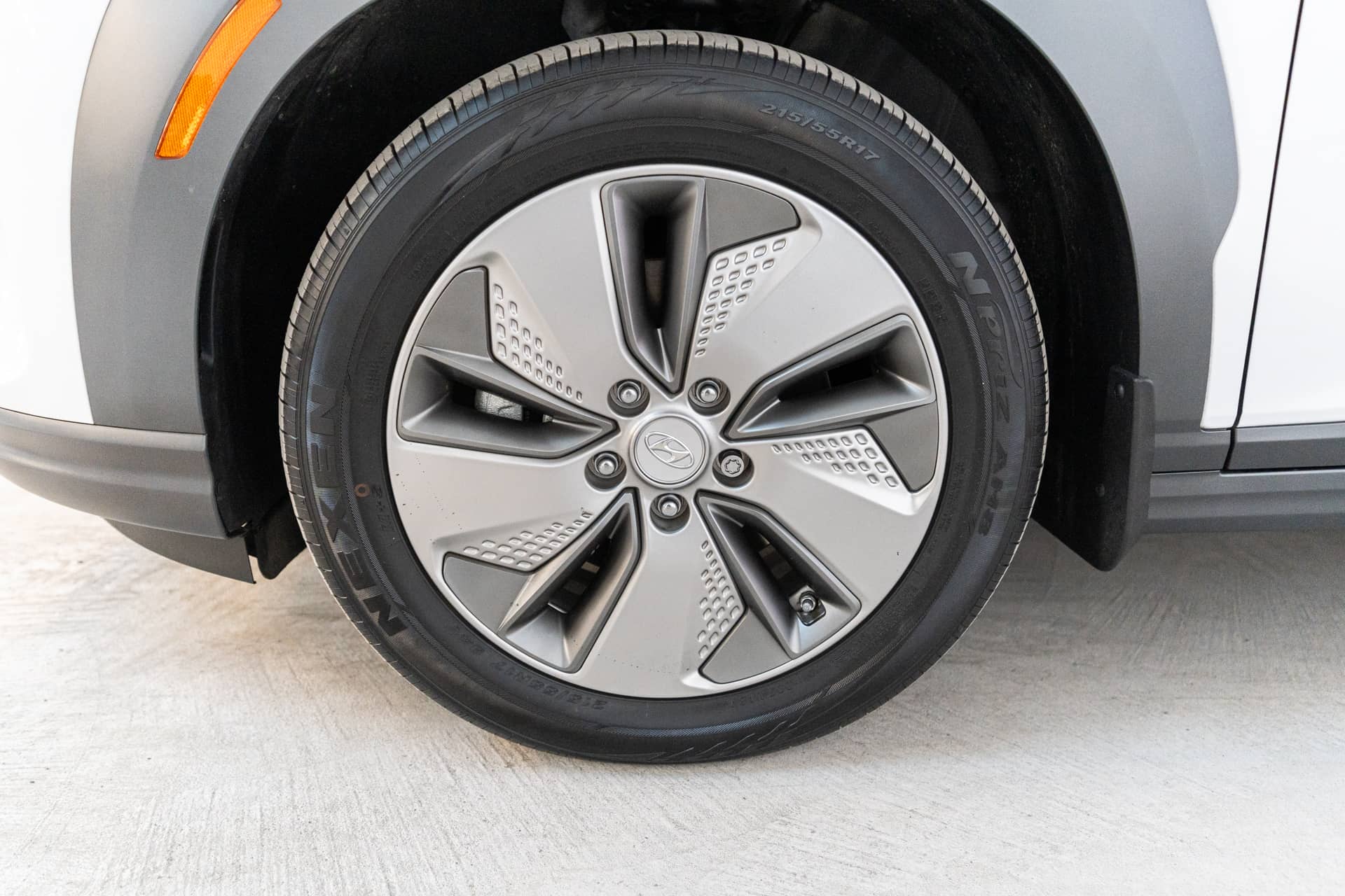 EverCars Co. vehicle image 10 for Hyundai Kona -  Ultimate on EverCars Co.