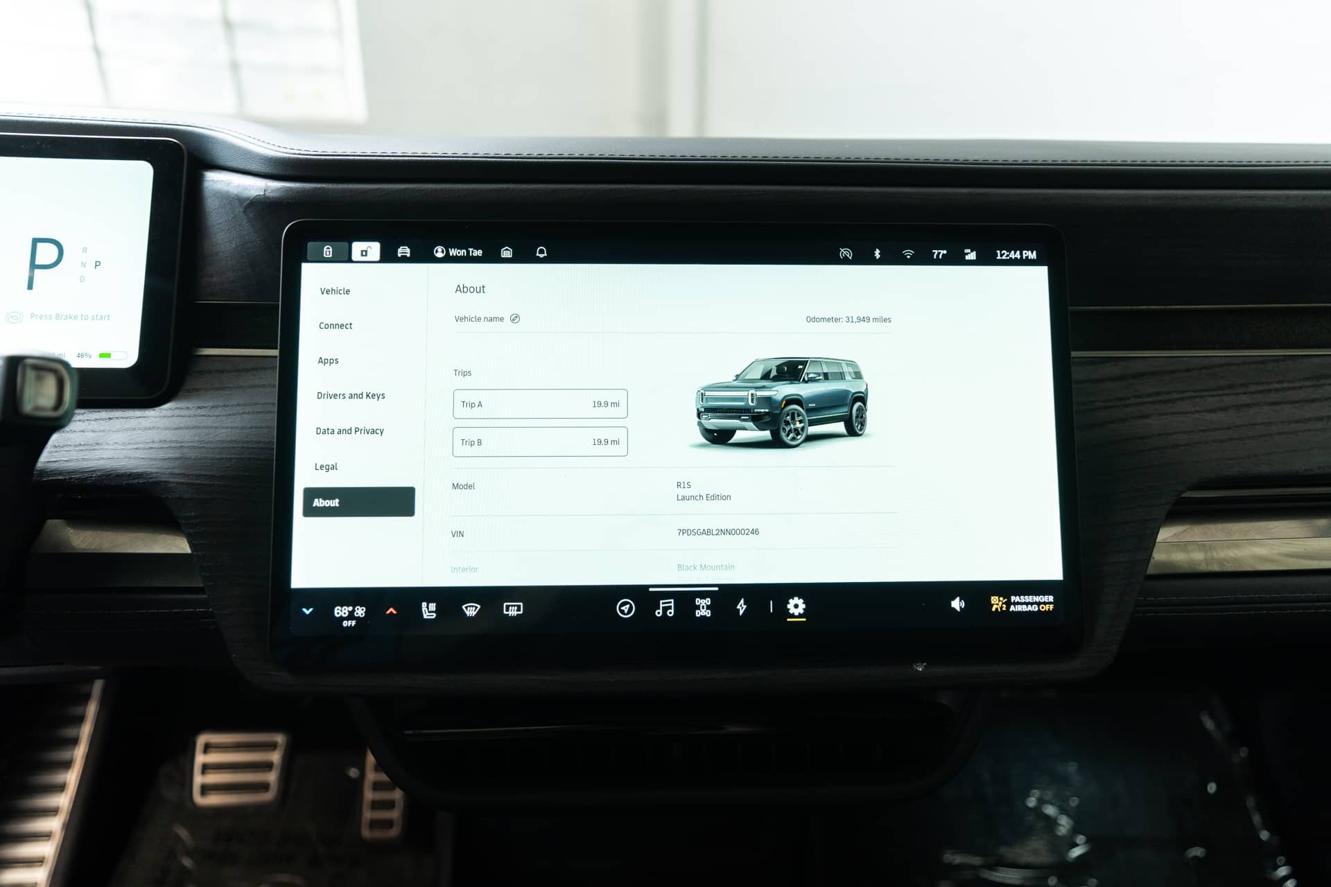 EverCars Co. vehicle image 24 for Rivian R1S -  Launch Edition on EverCars Co.