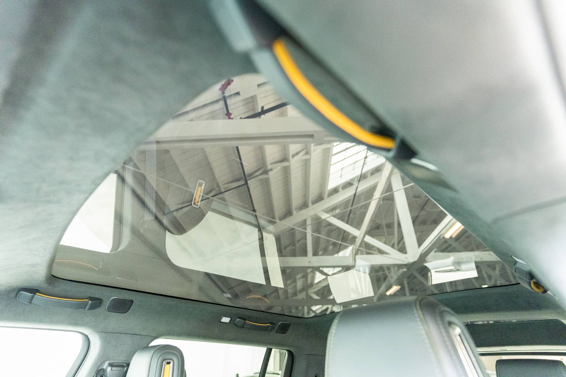 EverCars Co. vehicle image 23 for Rivian R1S -  Launch Edition on EverCars Co.