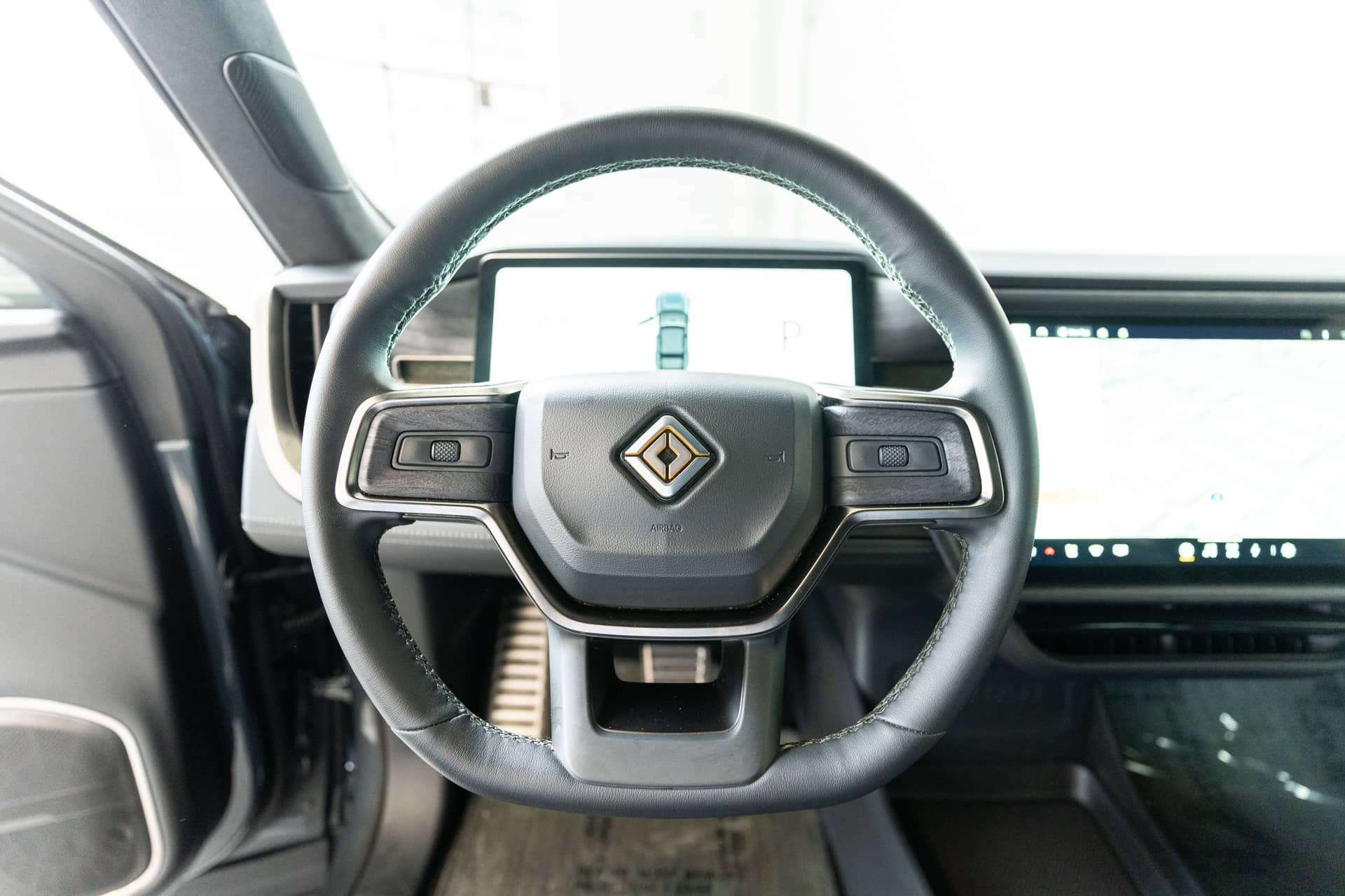 EverCars Co. vehicle image 20 for Rivian R1S -  Launch Edition on EverCars Co.