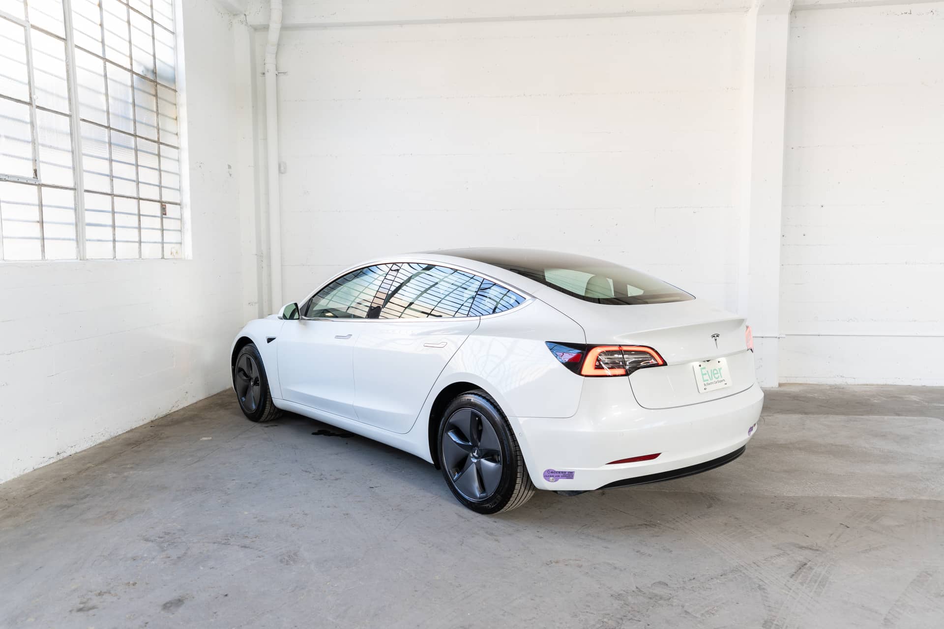 EverCars Co. vehicle image 8 for Tesla Model 3 -  Mid Range on EverCars Co.
