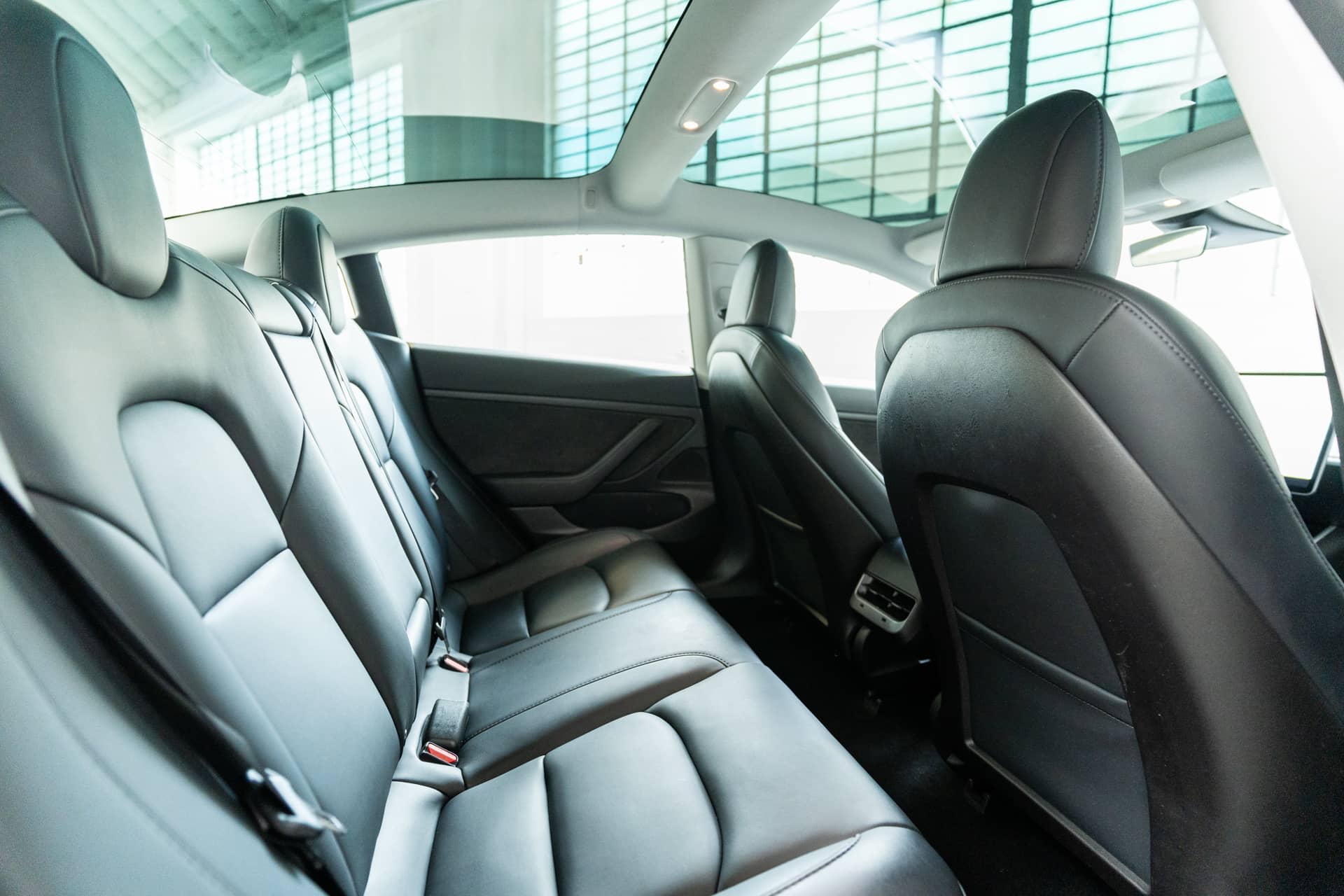 EverCars Co. vehicle image 17 for Tesla Model 3 -  Standard Range Plus on EverCars Co.