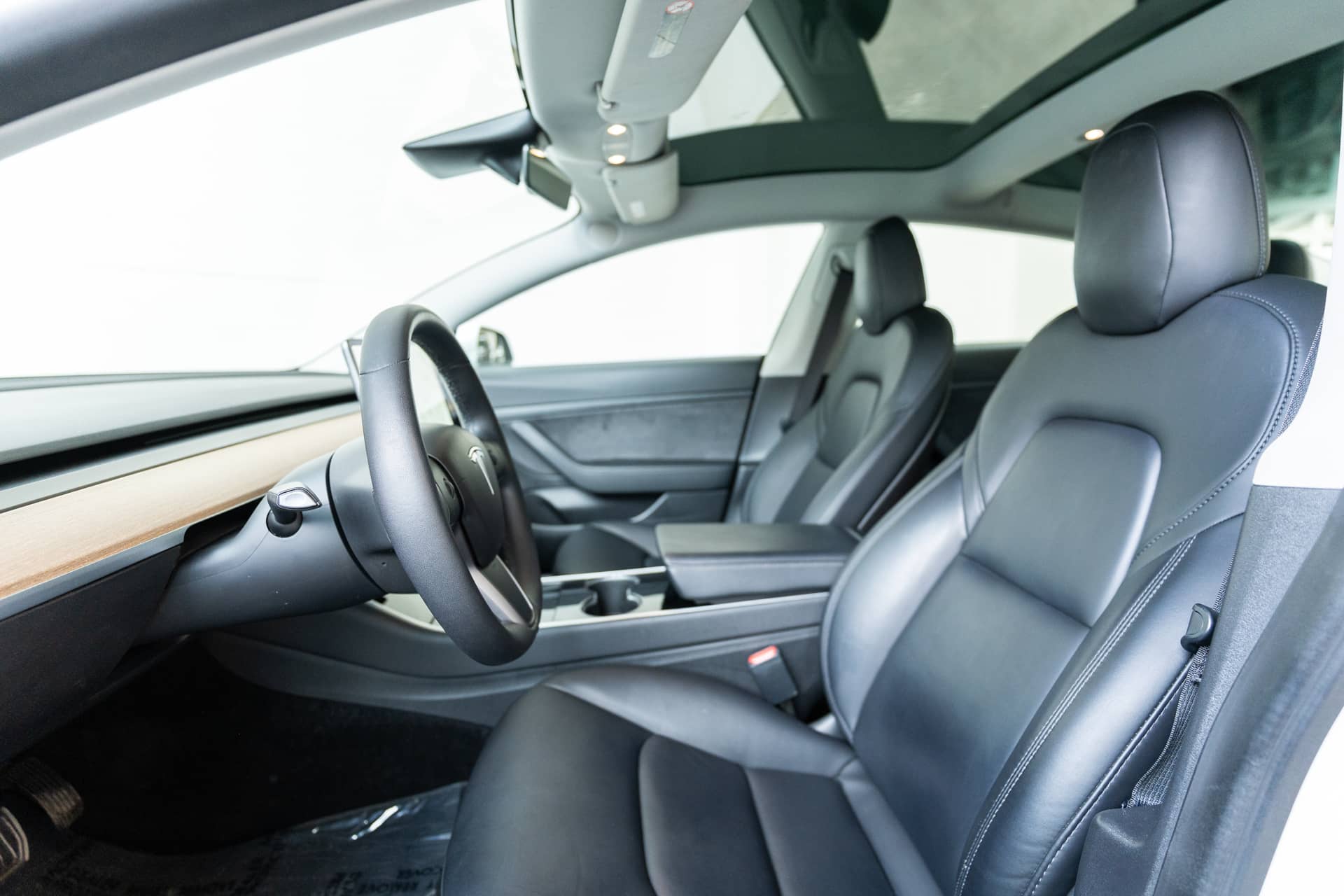 EverCars Co. vehicle image 14 for Tesla Model 3 -  Standard Range Plus on EverCars Co.