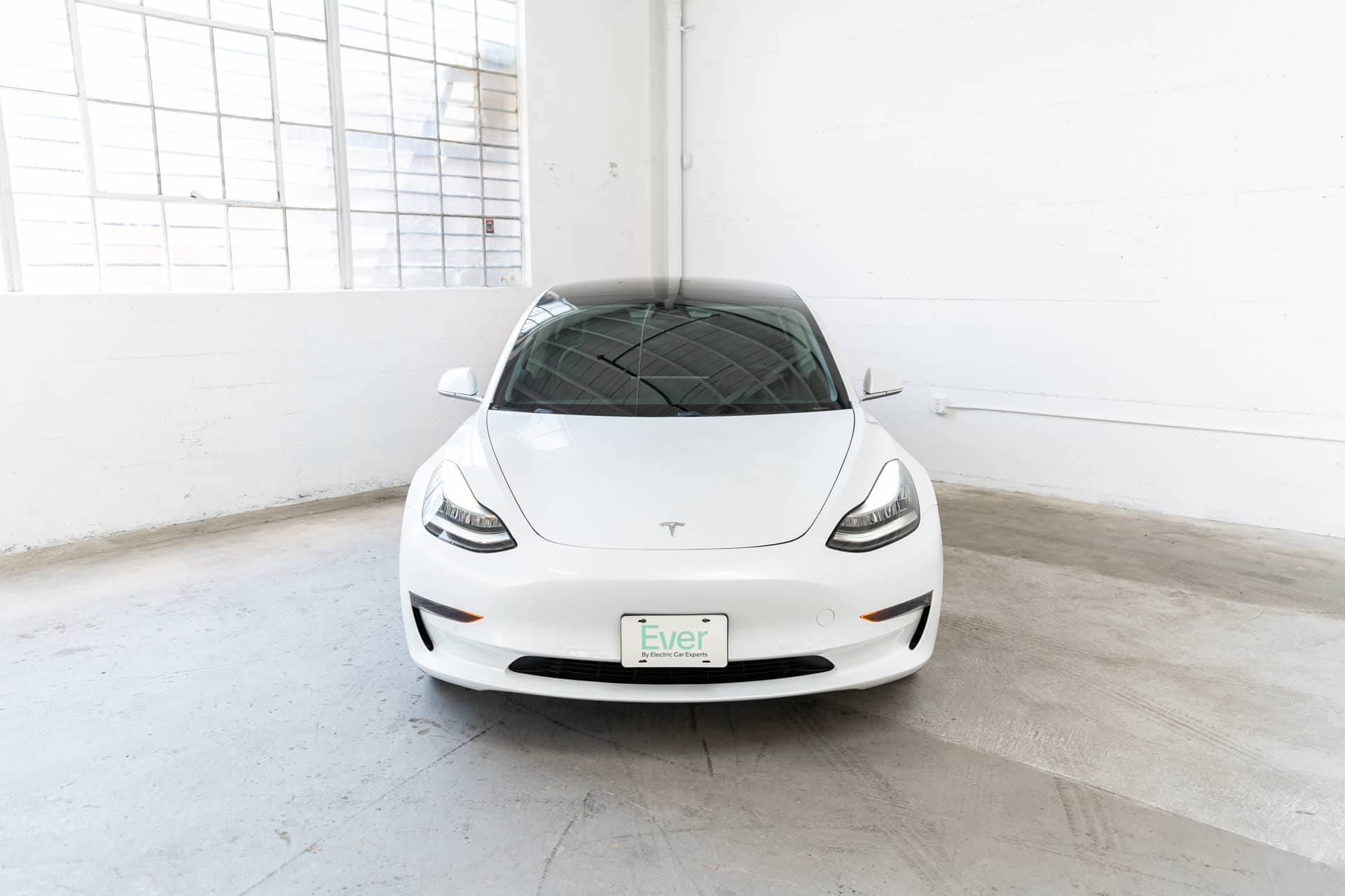 EverCars Co. vehicle image 3 for Tesla Model 3 -  Standard Range Plus on EverCars Co.