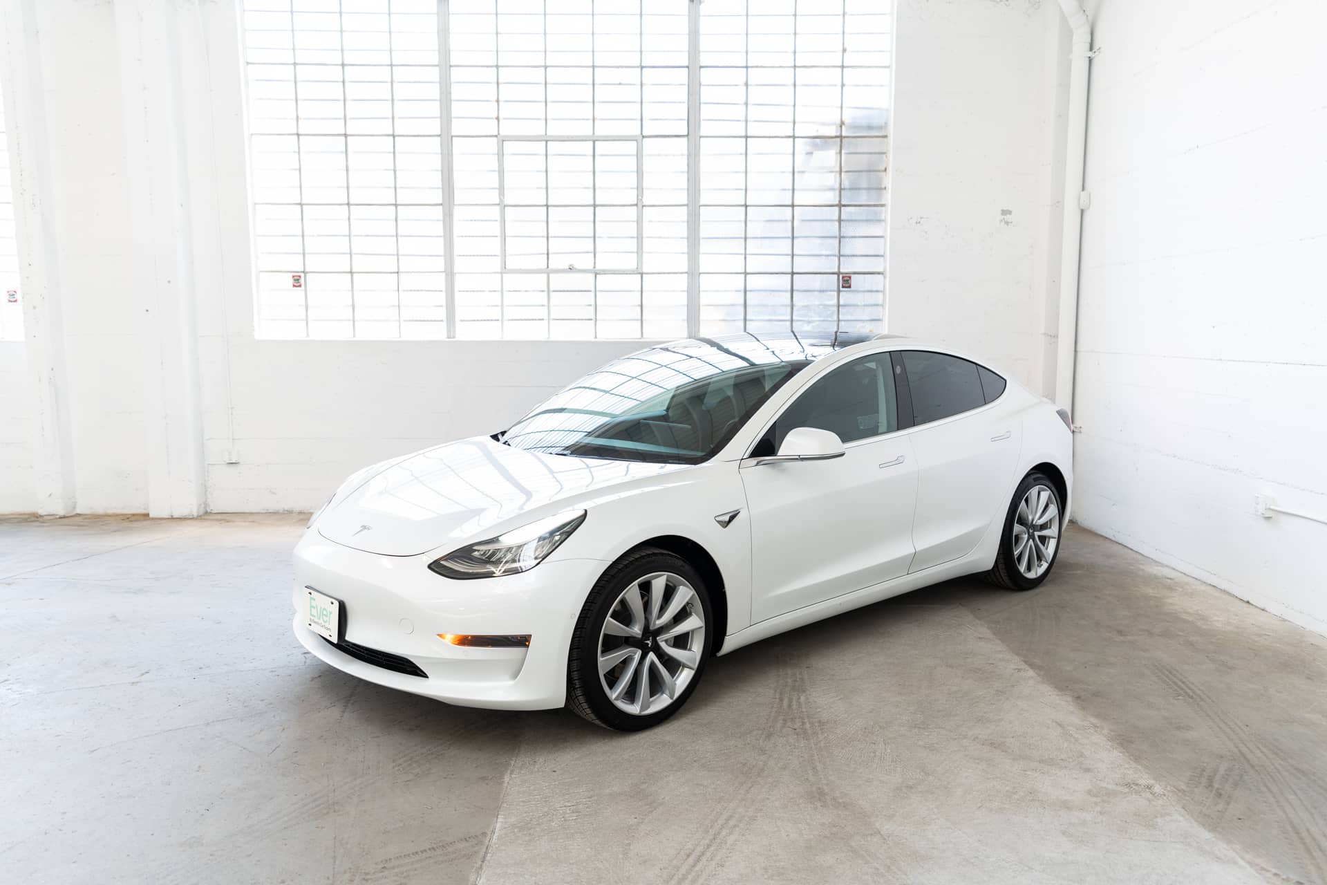 EverCars Co. vehicle image 2 for Tesla Model 3 -  Standard Range Plus on EverCars Co.