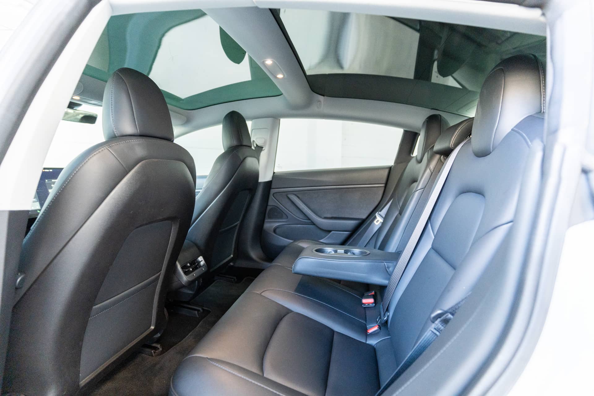 EverCars Co. vehicle image 15 for Tesla Model 3 -  Mid Range on EverCars Co.