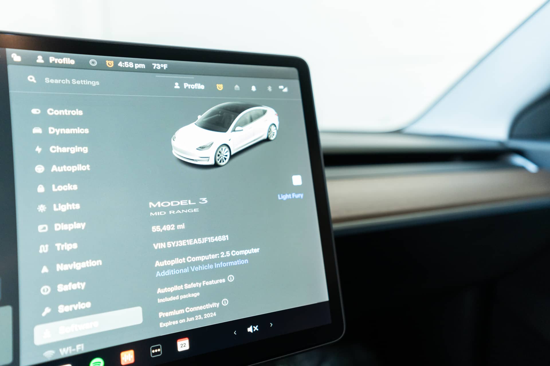 EverCars Co. vehicle image 22 for Tesla Model 3 -  Mid Range on EverCars Co.