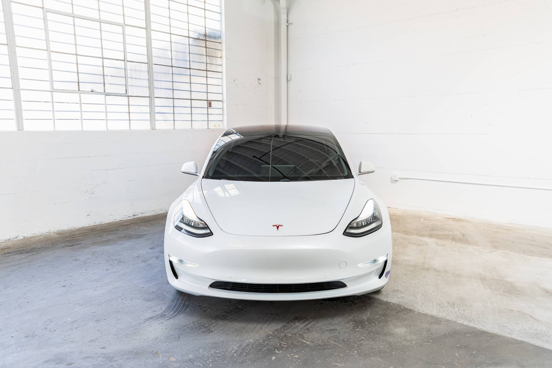 EverCars Co. vehicle image 3 for Tesla Model 3 -  Mid Range on EverCars Co.