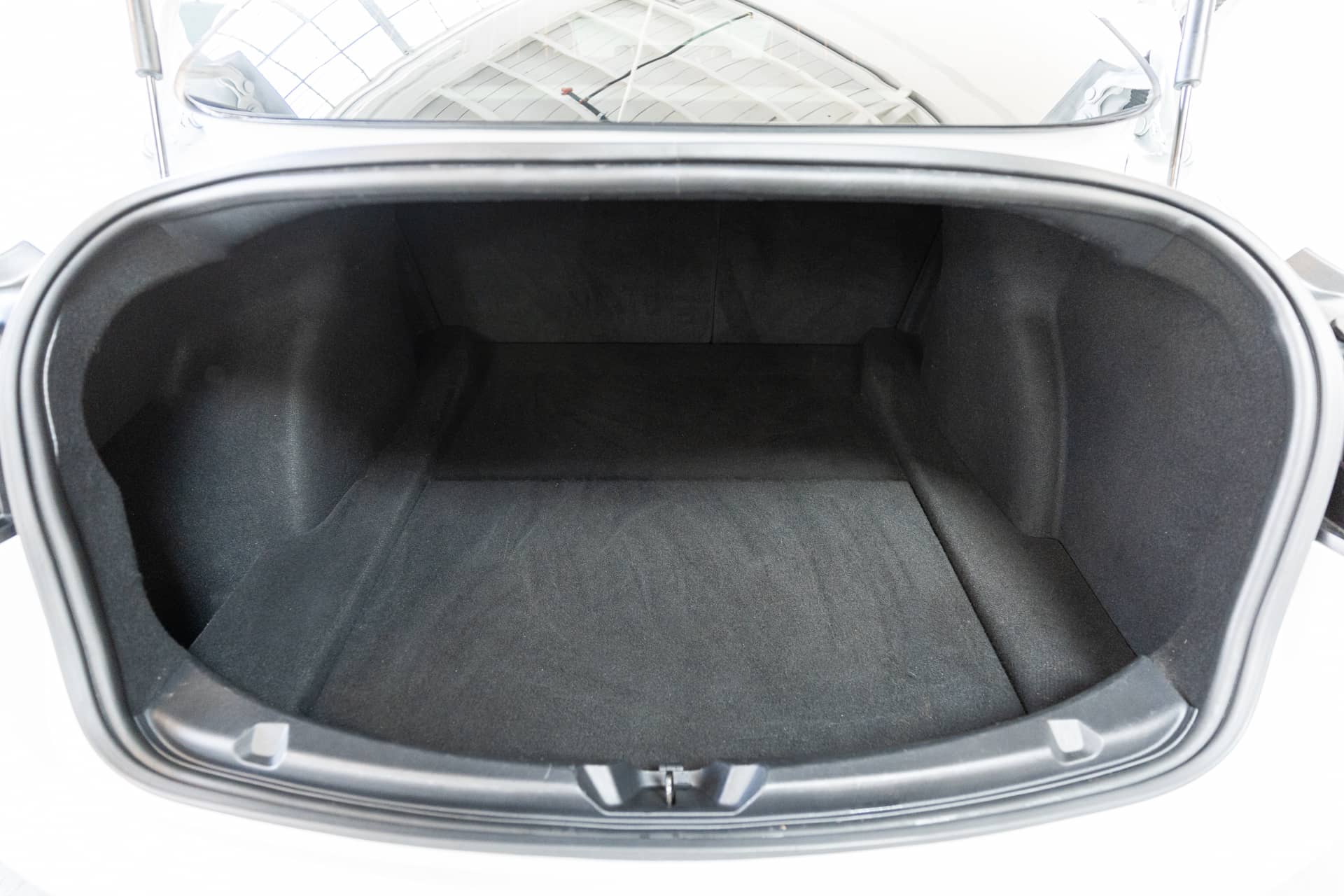 EverCars Co. vehicle image 20 for Tesla Model 3 -  Mid Range on EverCars Co.