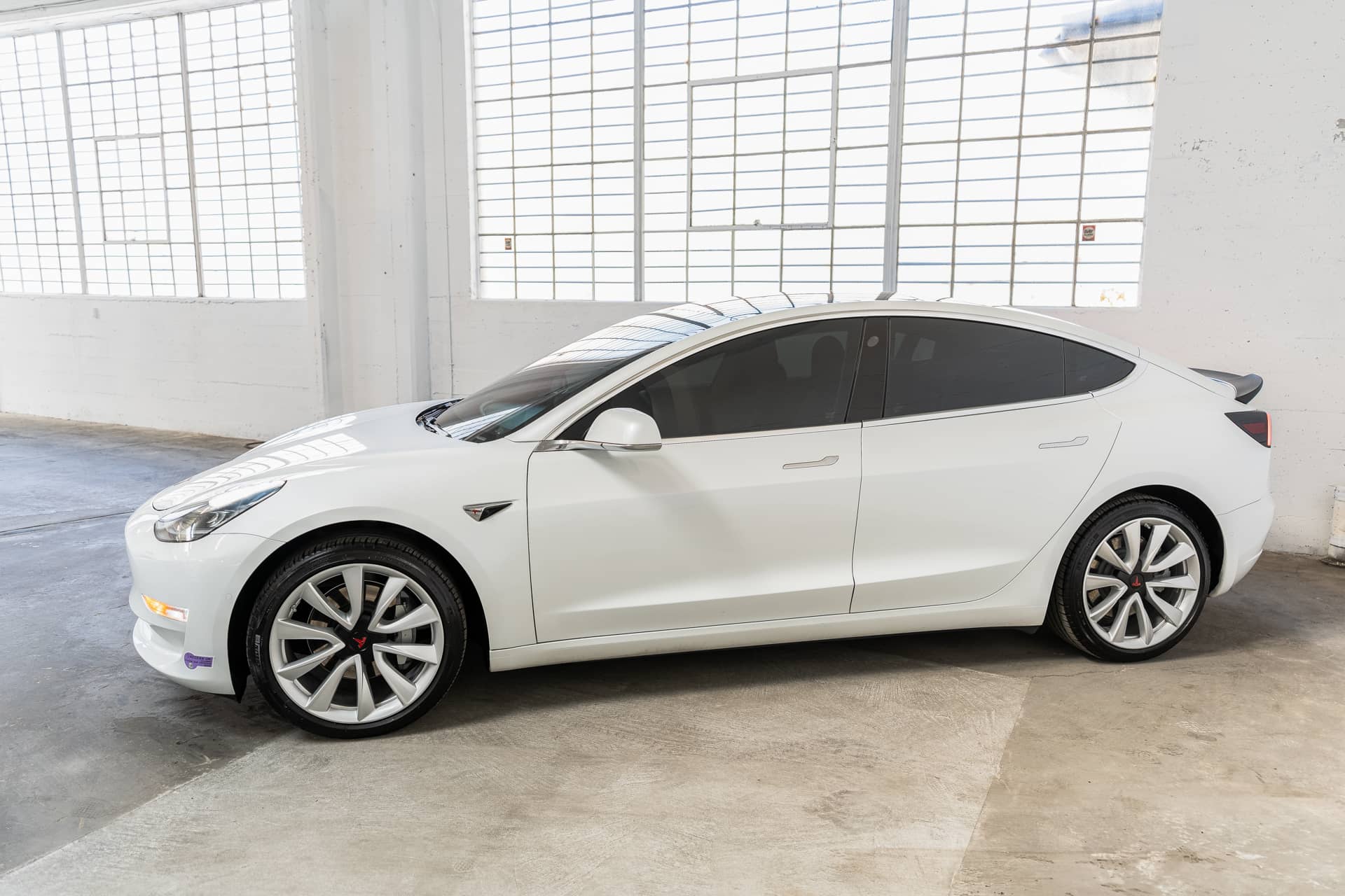 EverCars Co. vehicle image 9 for Tesla Model 3 -  Mid Range on EverCars Co.