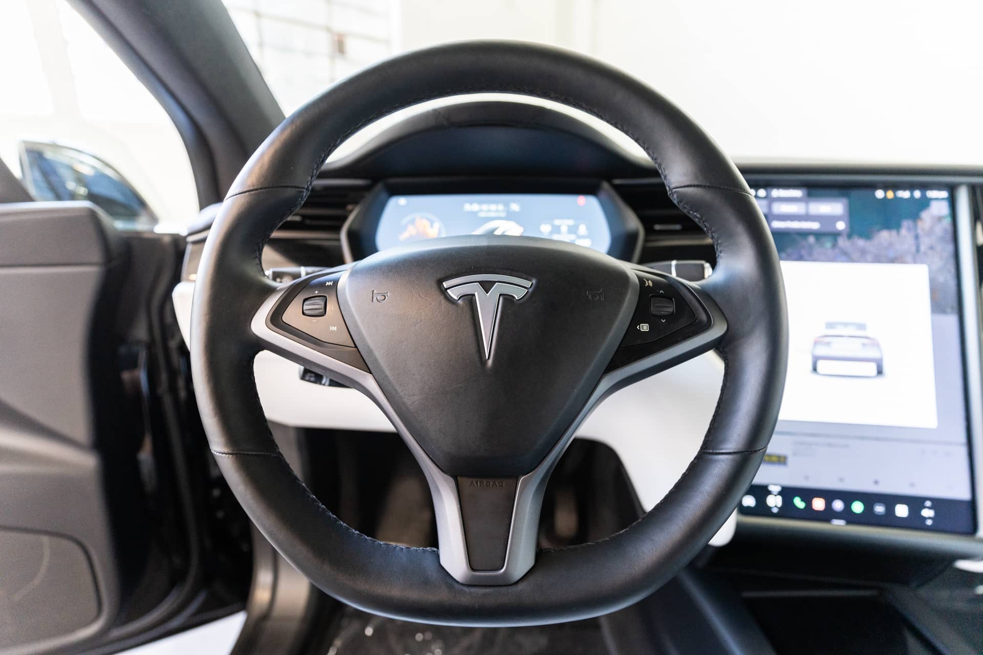 EverCars Co. vehicle image 20 for Tesla Model X -  Long Range Plus on EverCars Co.
