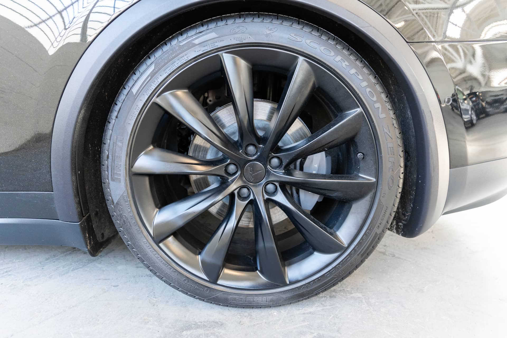 EverCars Co. vehicle image 11 for Tesla Model X -  Long Range Plus on EverCars Co.