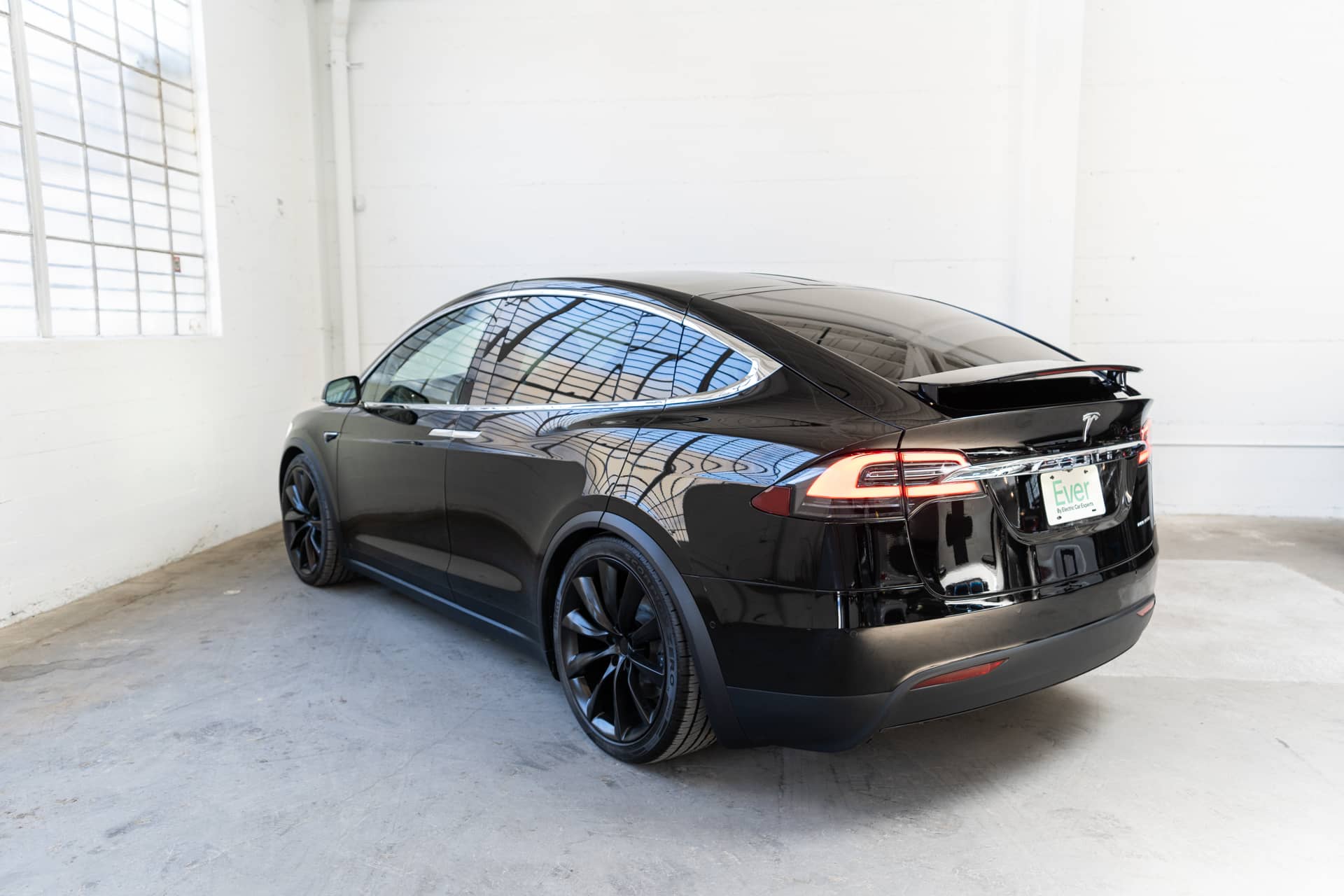 EverCars Co. vehicle image 8 for Tesla Model X -  Long Range Plus on EverCars Co.