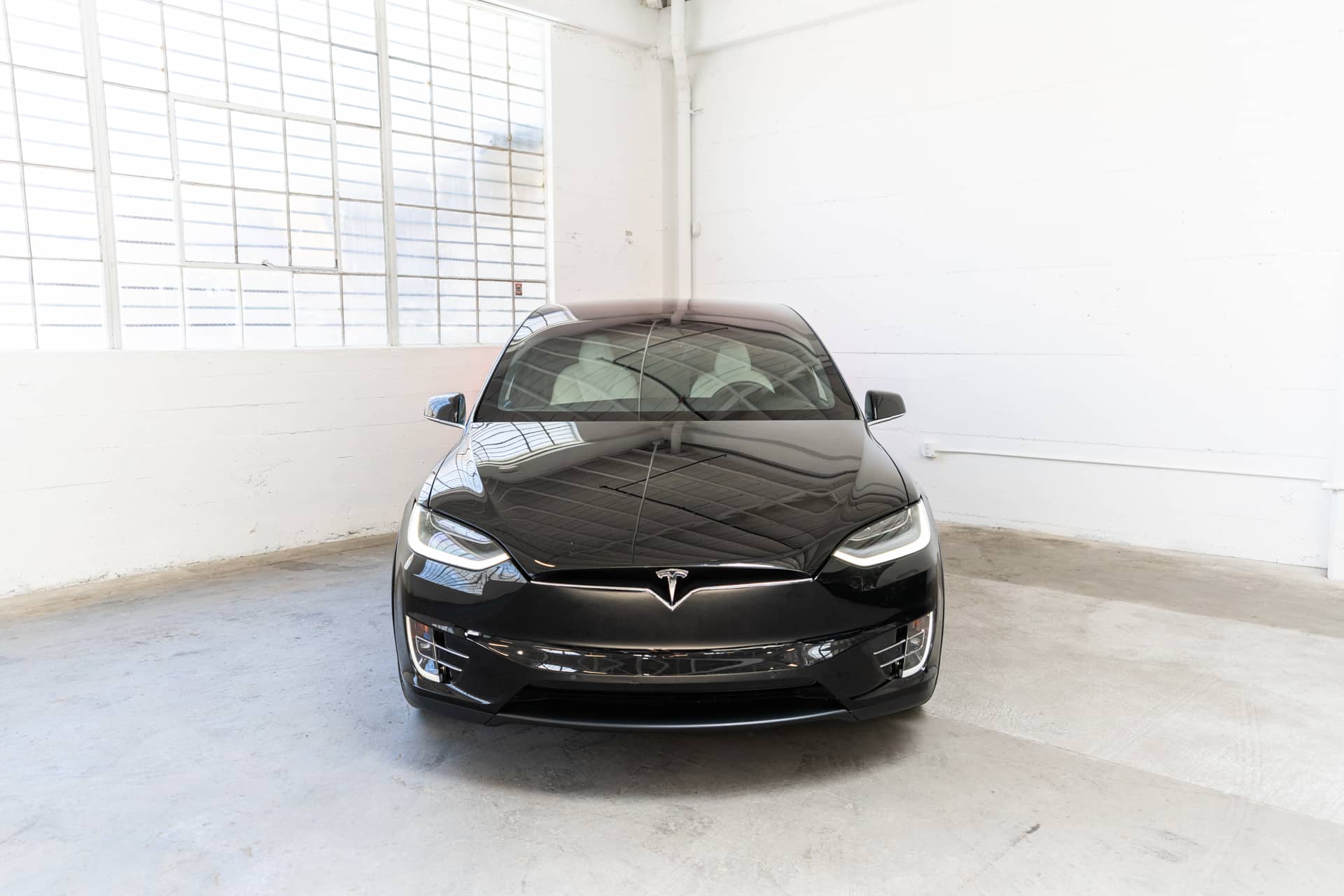 EverCars Co. vehicle image 3 for Tesla Model X -  Long Range Plus on EverCars Co.