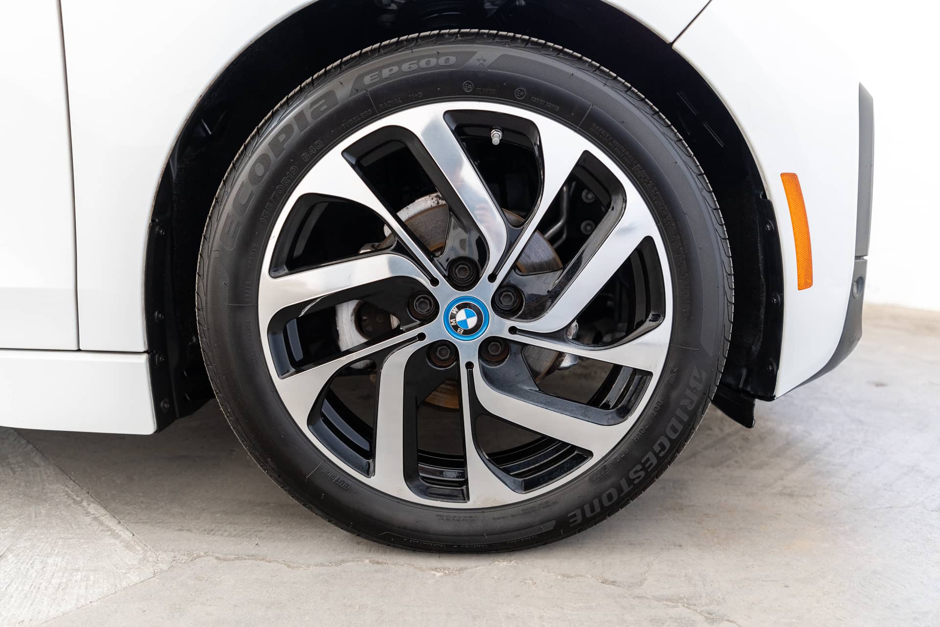 EverCars Co. vehicle image 12 for BMW i3 -  Giga World on EverCars Co.