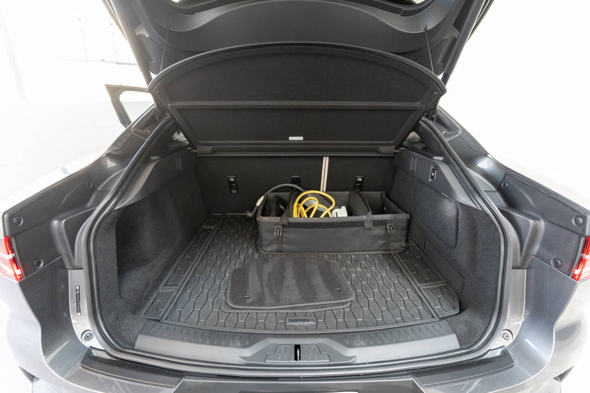 EverCars Co. vehicle image 21 for Jaguar I-Pace -  HSE on EverCars Co.
