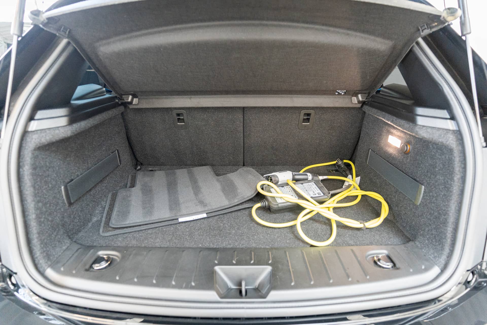 EverCars Co. vehicle image 17 for BMW i3s -  Base on EverCars Co.
