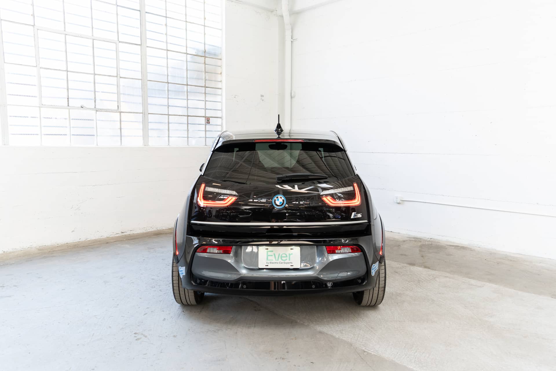 EverCars Co. vehicle image 7 for BMW i3s -  Base on EverCars Co.
