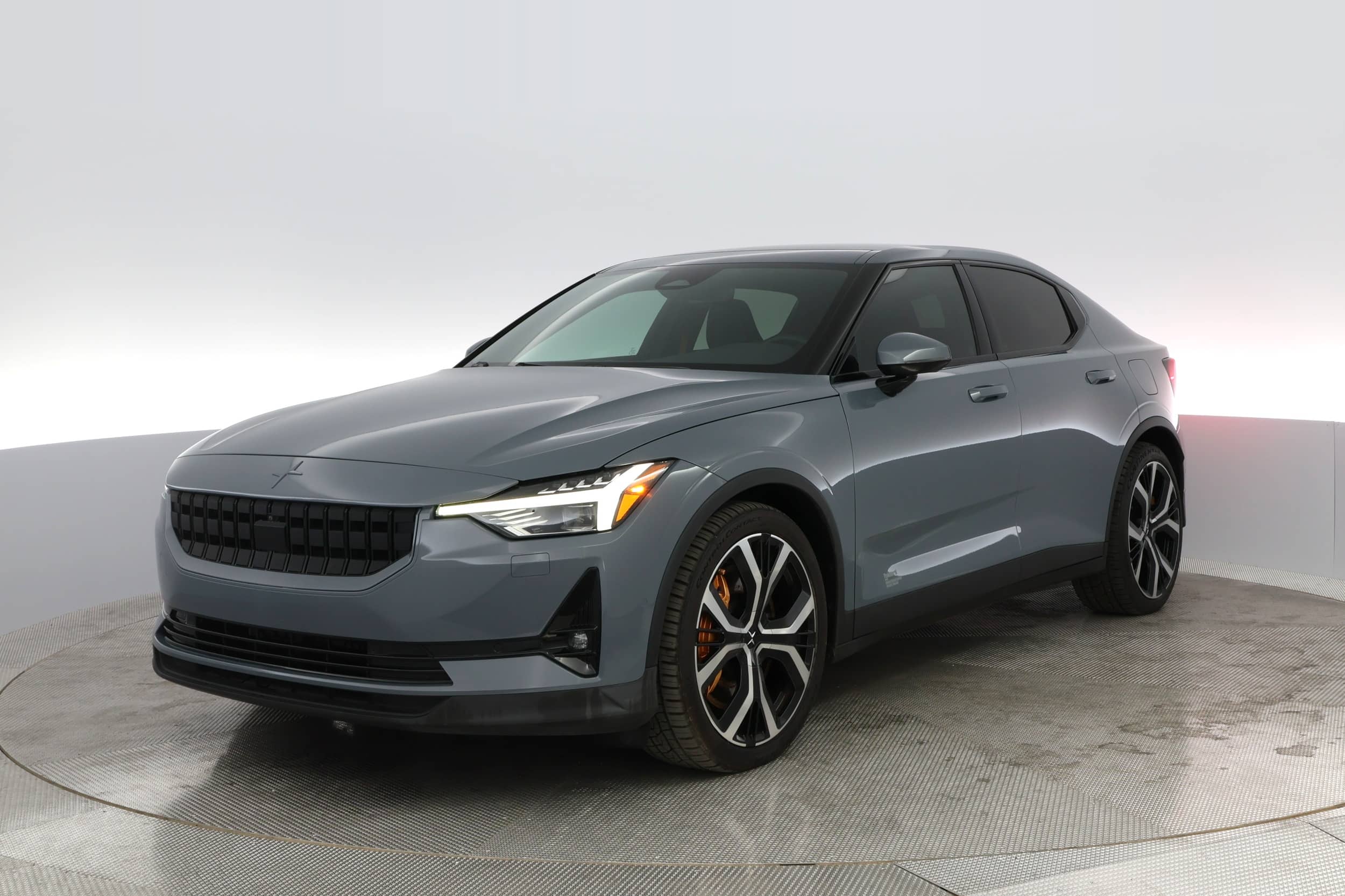 EverCars Co. featured vehicle's image for Polestar 2 -  Launch Edition on EverCars Co.