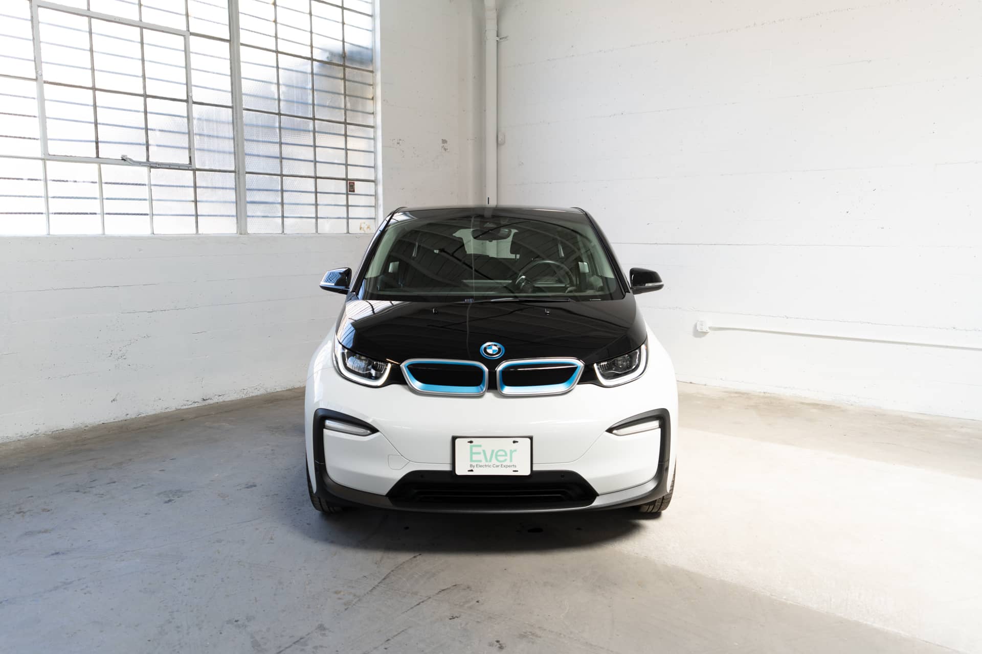 EverCars Co. vehicle image 3 for BMW i3 -  Deka World on EverCars Co.