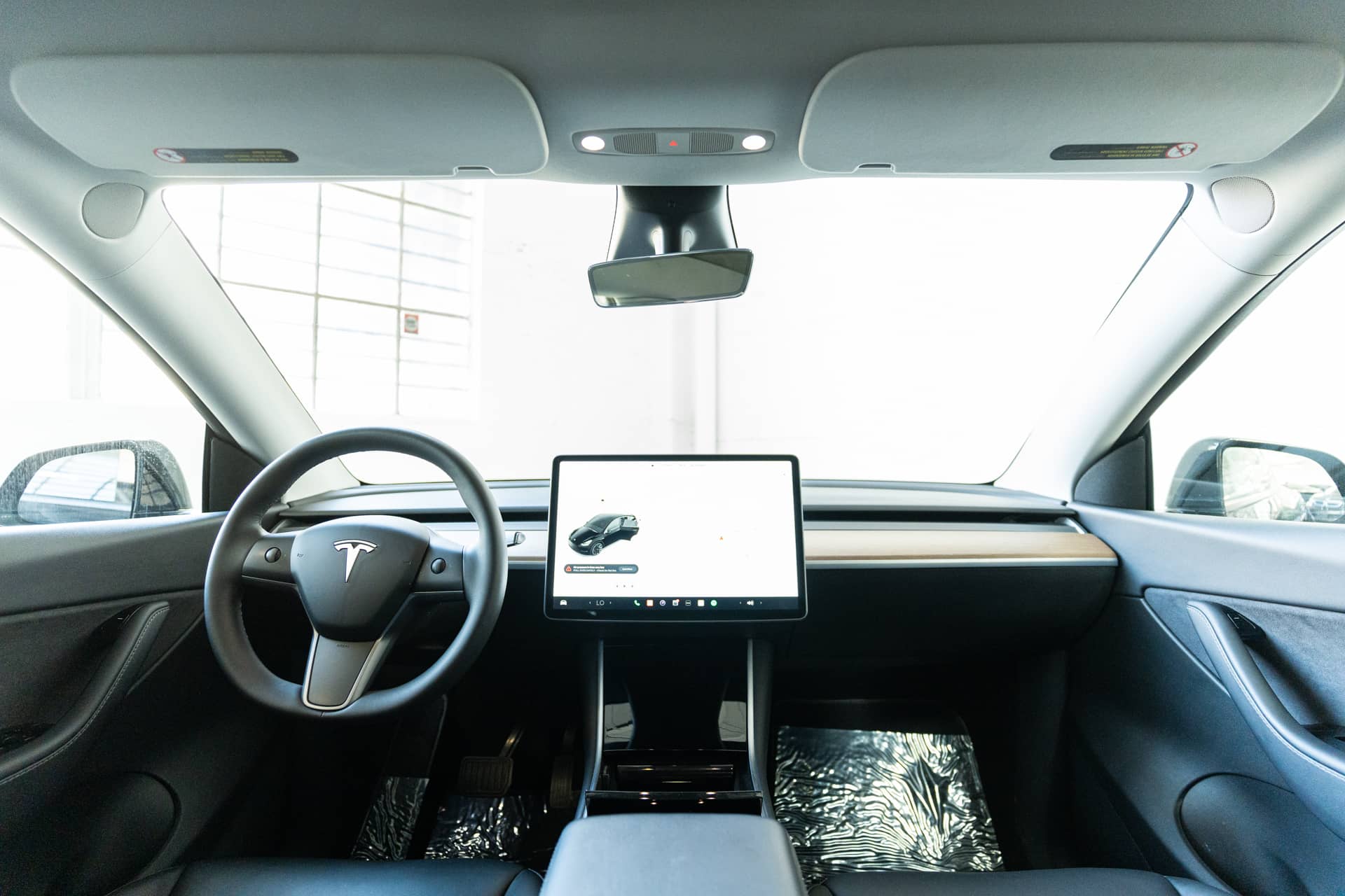 EverCars Co. vehicle image 18 for Tesla Model Y -  Long Range on EverCars Co.