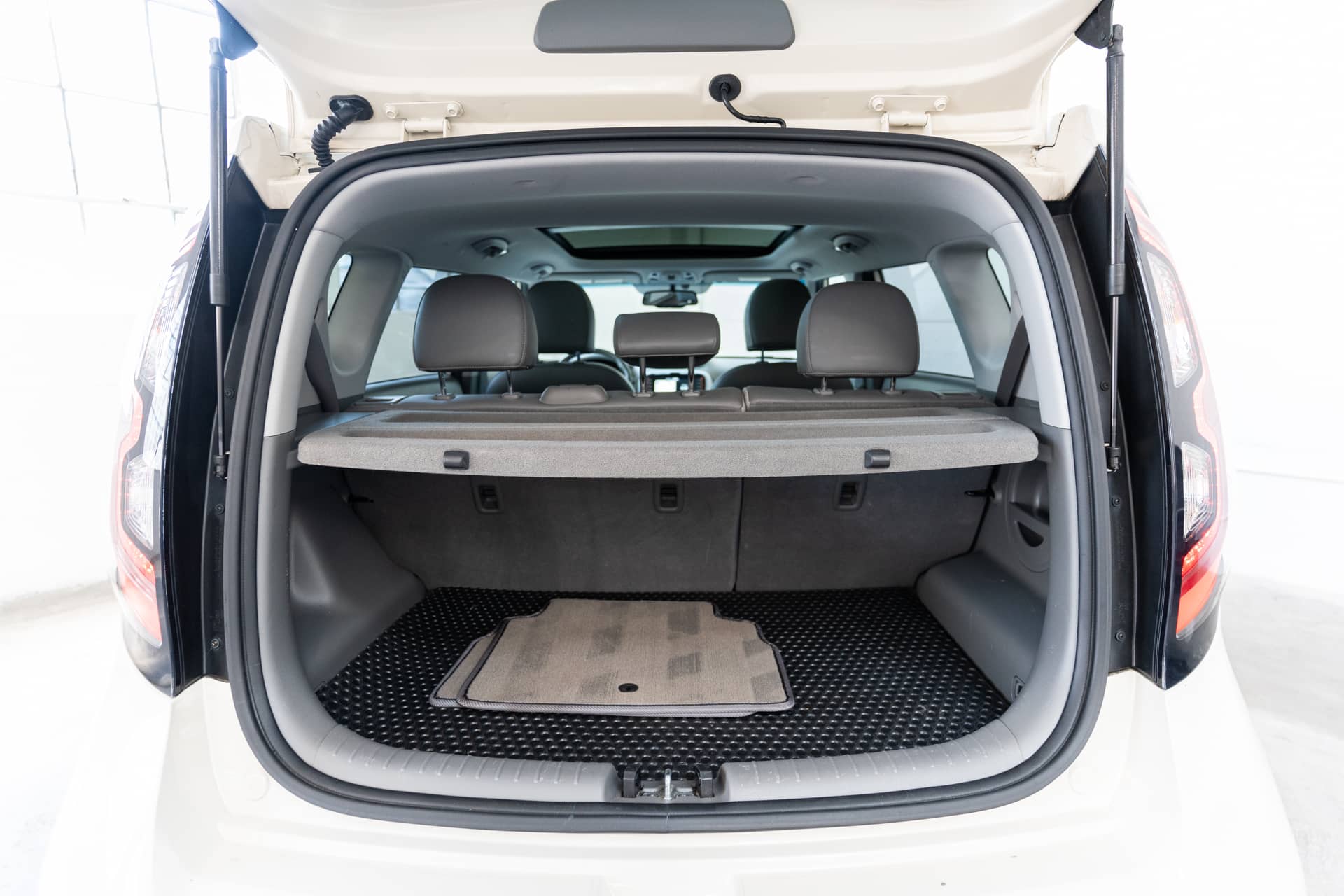 EverCars Co. vehicle image 20 for Kia Soul -  EV + on EverCars Co.