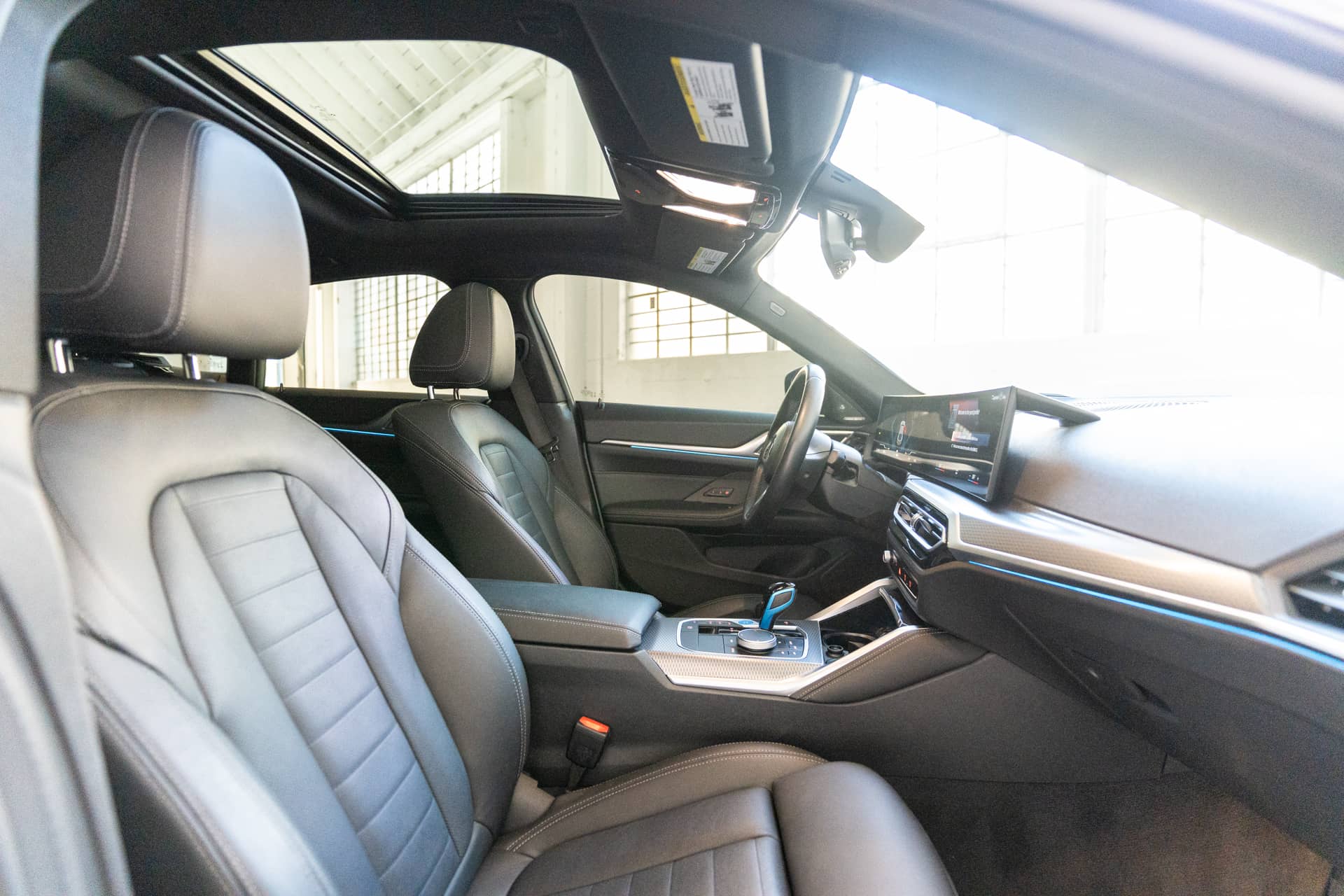 EverCars Co. vehicle image 16 for BMW i4 -  eDrive40 M Sport Line on EverCars Co.