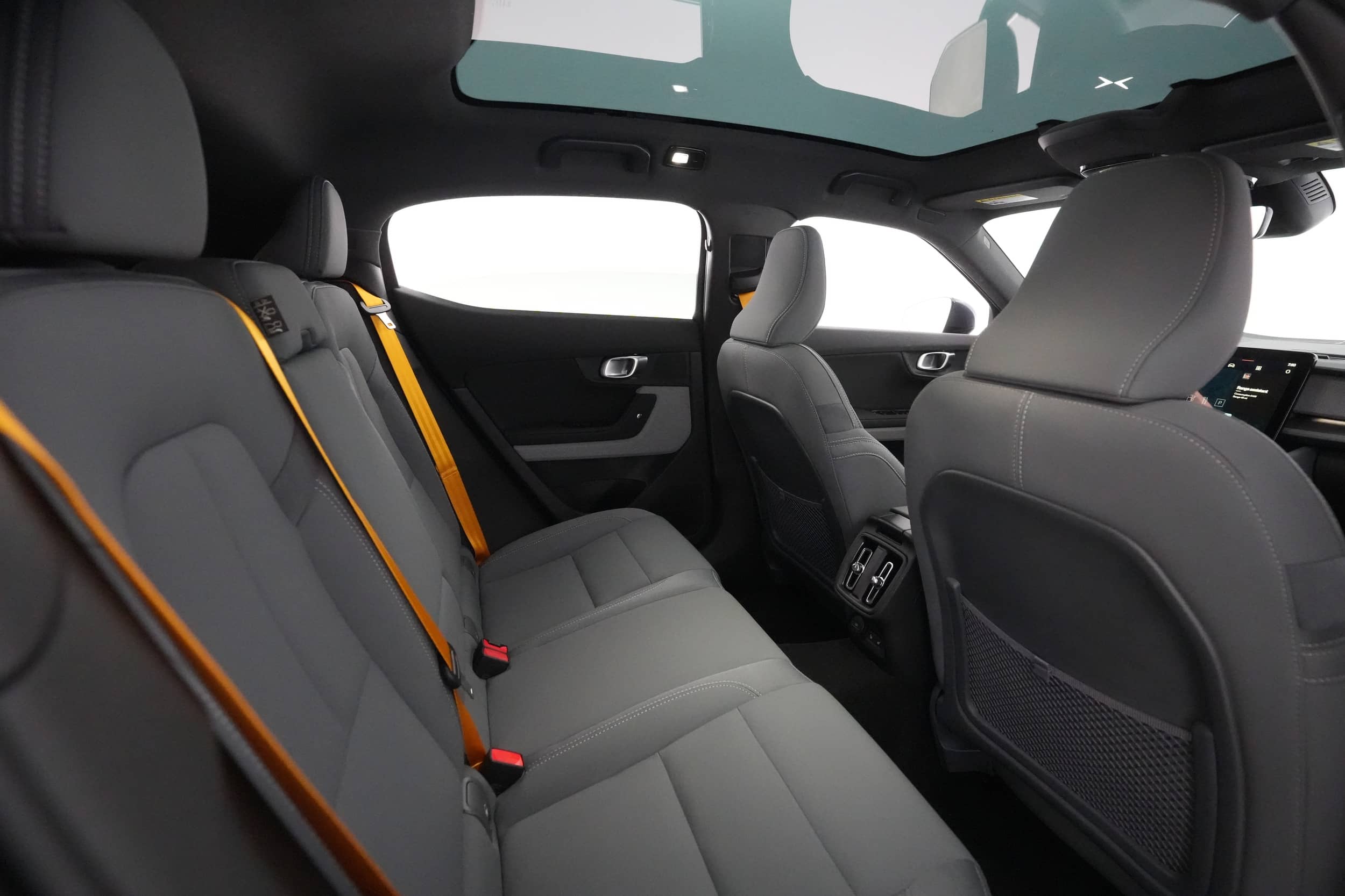 EverCars Co. vehicle image 3 for Polestar 2 -  Performance Plus on EverCars Co.
