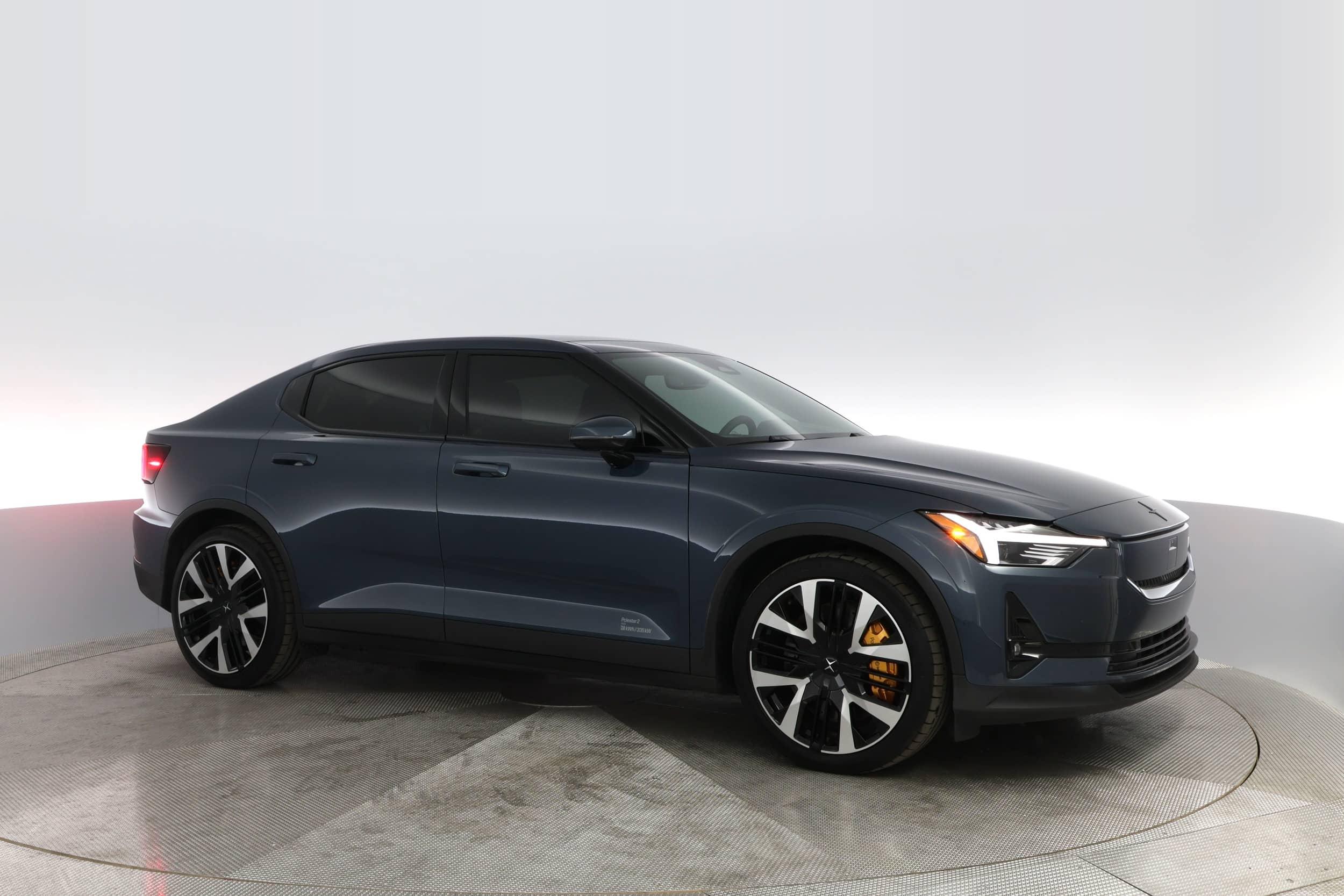 EverCars Co. vehicle image 7 for Polestar 2 -  Performance Plus on EverCars Co.