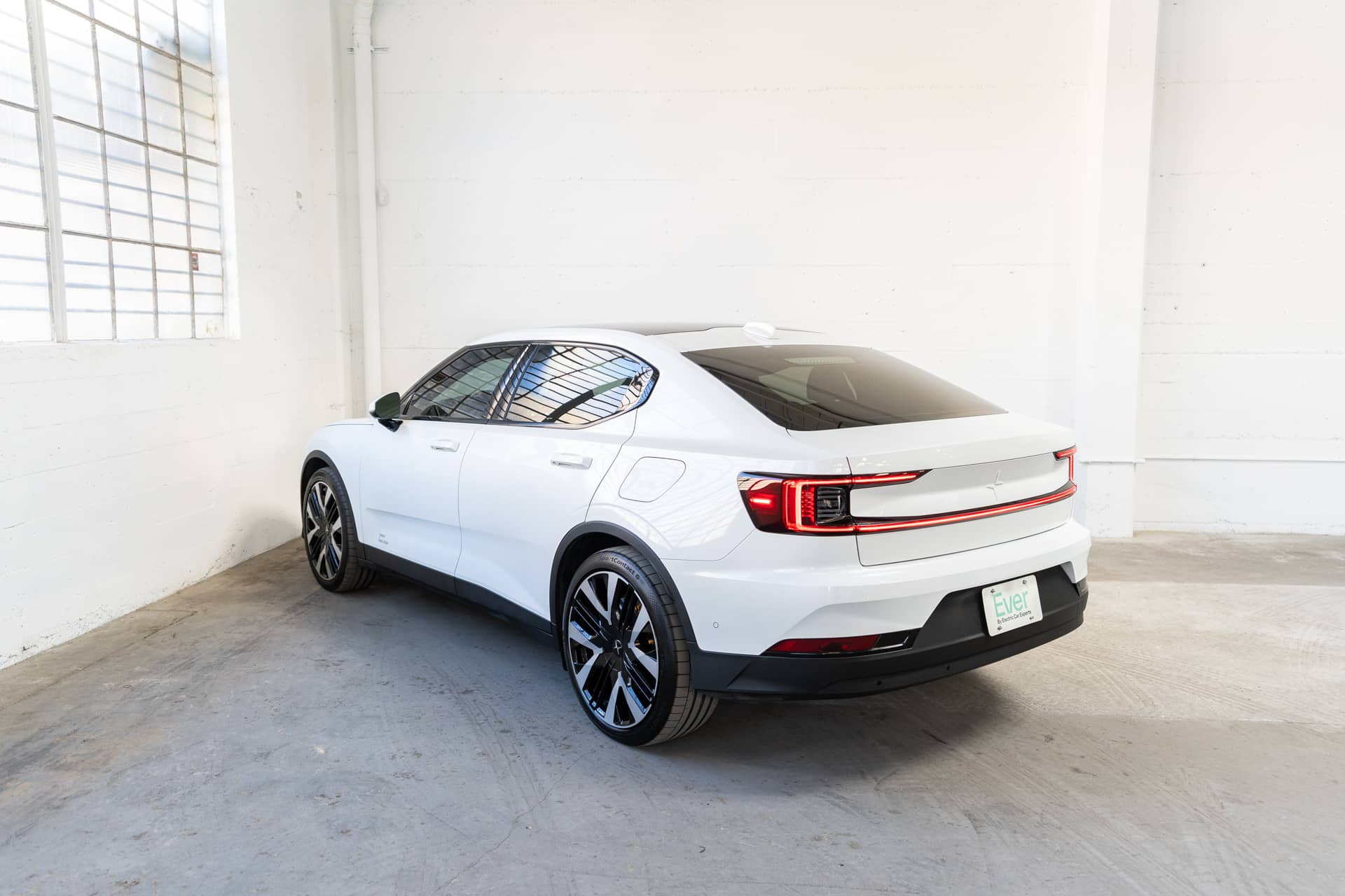 EverCars Co. vehicle image 8 for Polestar 2 -  Performance Plus on EverCars Co.