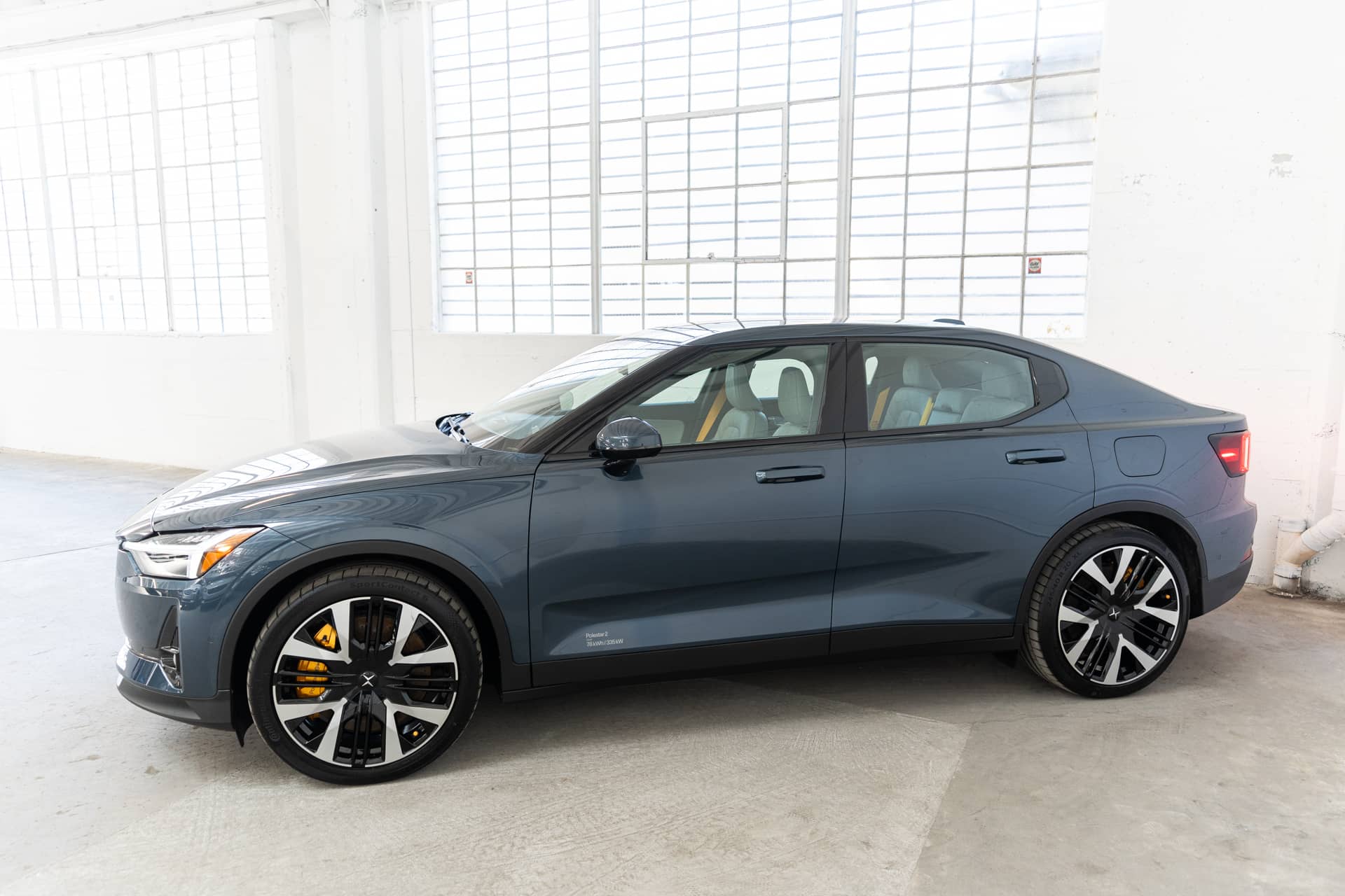 EverCars Co. vehicle image 9 for Polestar 2 -  Performance Plus on EverCars Co.