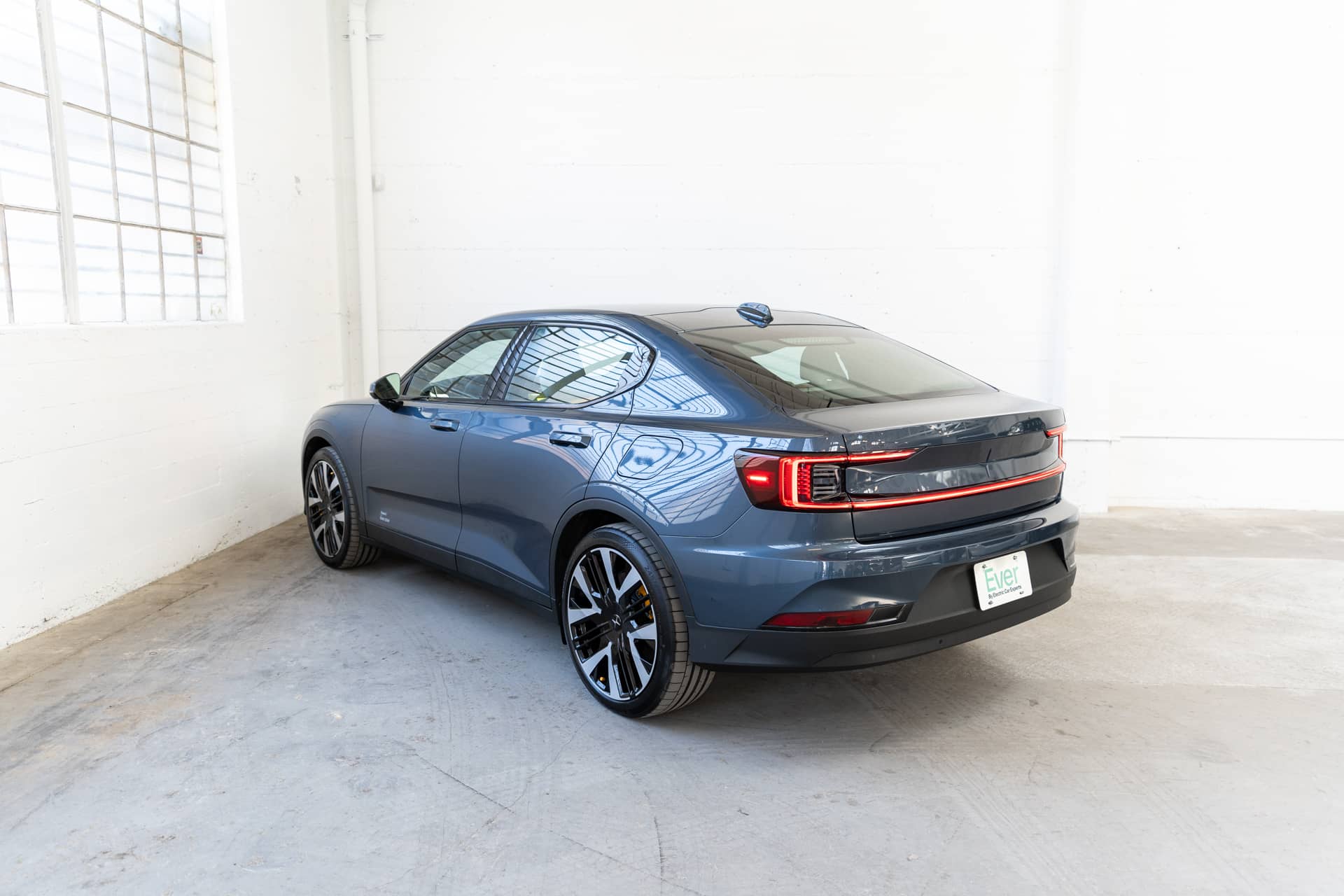 EverCars Co. vehicle image 8 for Polestar 2 -  Performance Plus on EverCars Co.
