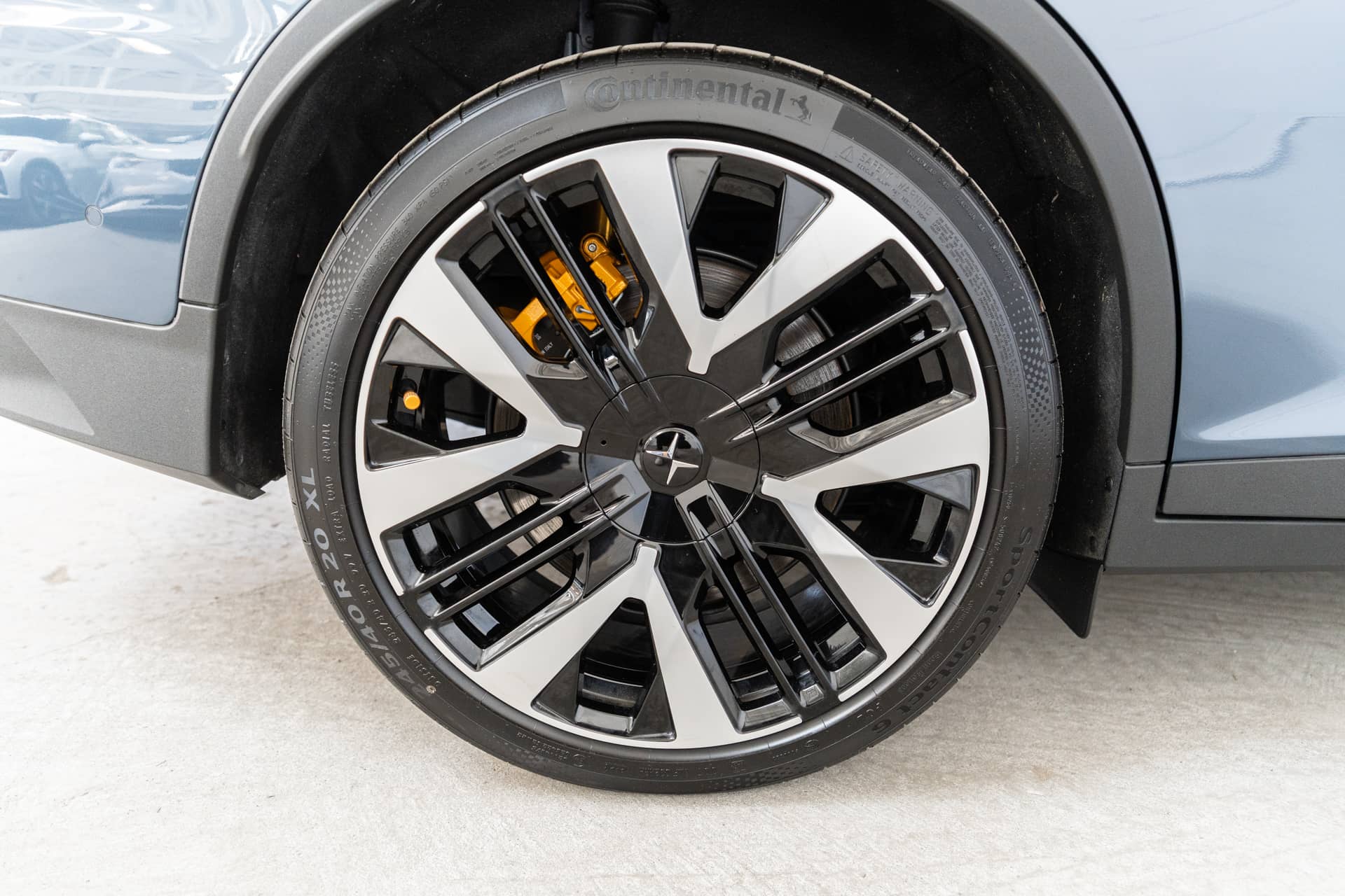 EverCars Co. vehicle image 13 for Polestar 2 -  Performance Plus on EverCars Co.
