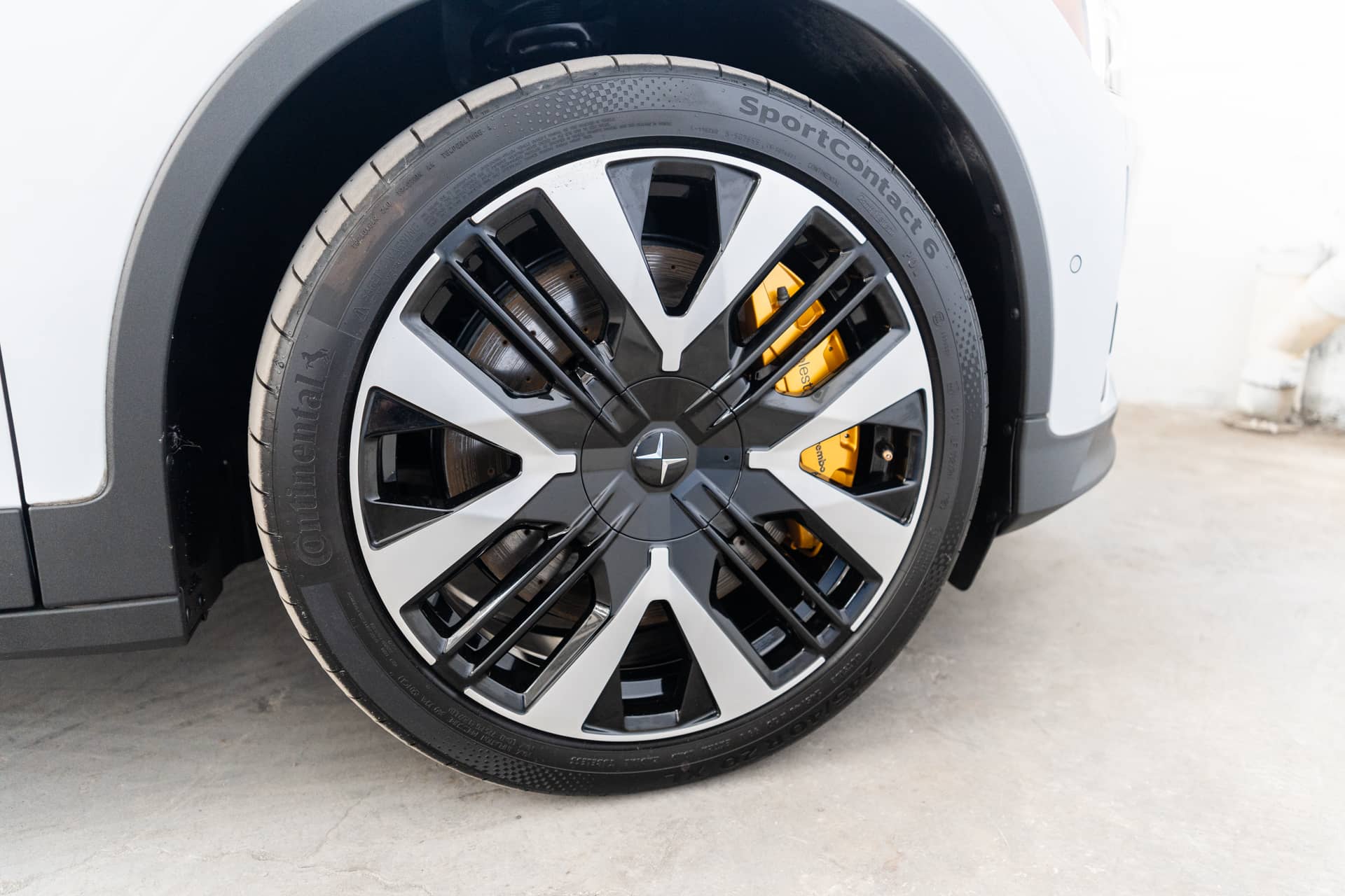 EverCars Co. vehicle image 12 for Polestar 2 -  Performance Plus on EverCars Co.