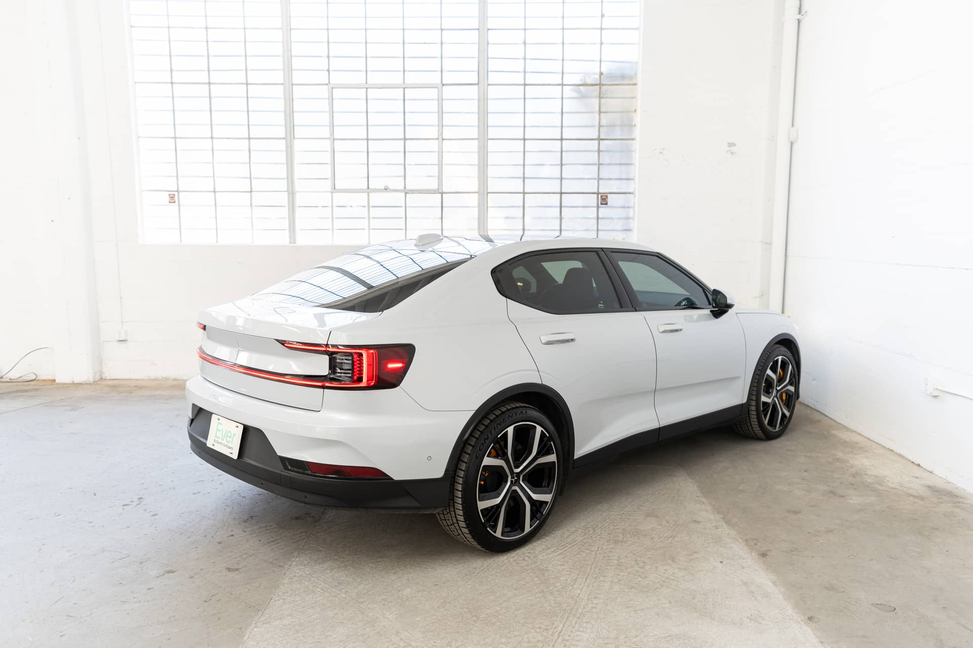 EverCars Co. vehicle image 6 for Polestar 2 -  Performance Plus on EverCars Co.