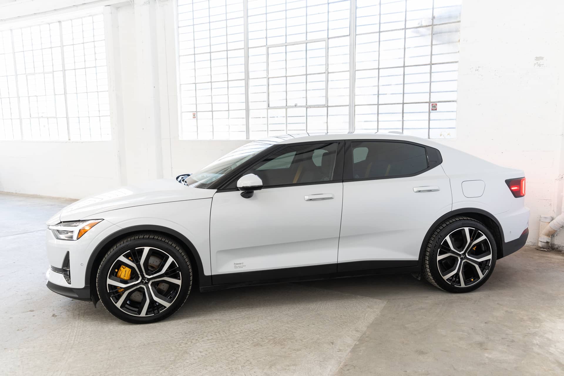 EverCars Co. vehicle image 9 for Polestar 2 -  Performance Plus on EverCars Co.