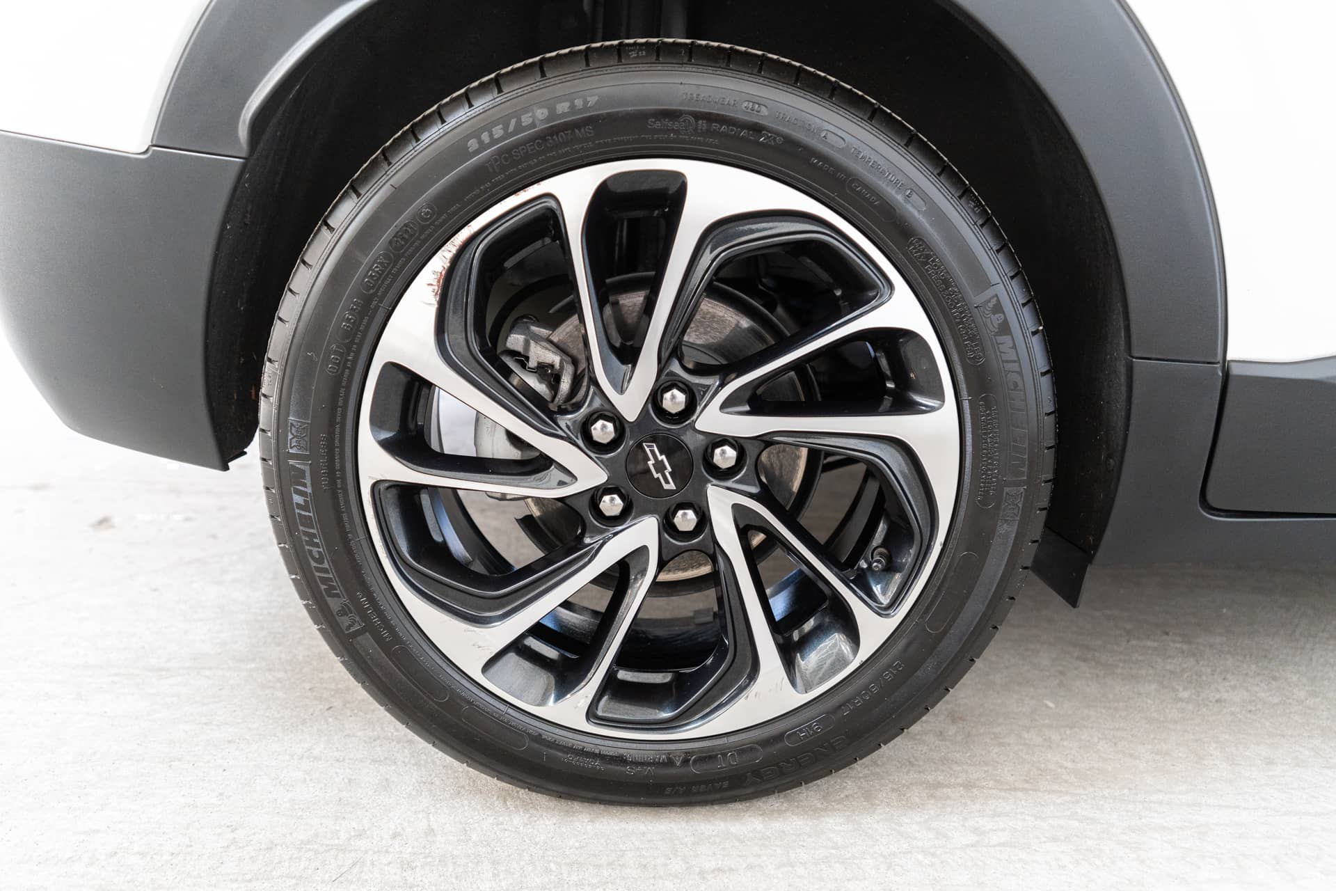 EverCars Co. vehicle image 13 for Chevrolet Bolt EUV -  Premier on EverCars Co.