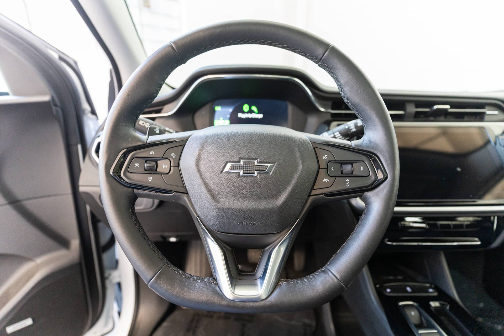 EverCars Co. vehicle image 19 for Chevrolet Bolt EUV -  Premier on EverCars Co.