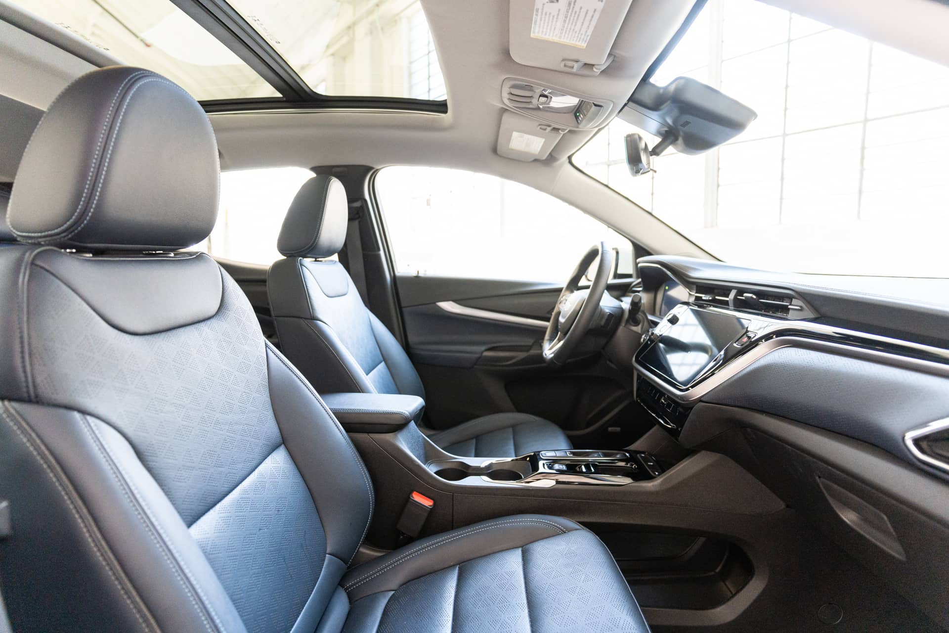 EverCars Co. vehicle image 16 for Chevrolet Bolt EUV -  Premier on EverCars Co.