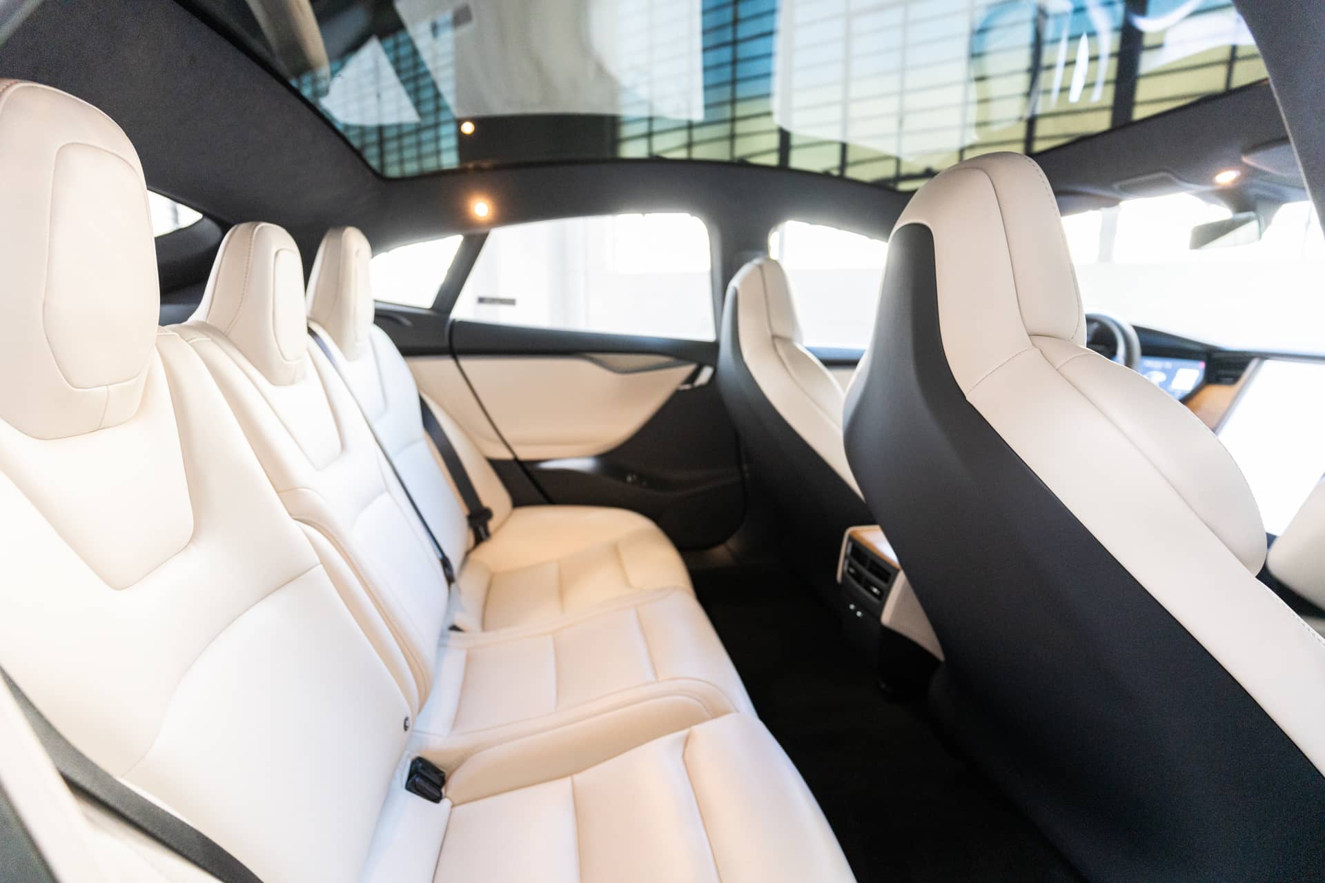 EverCars Co. vehicle image 17 for Tesla Model S -  Long Range on EverCars Co.
