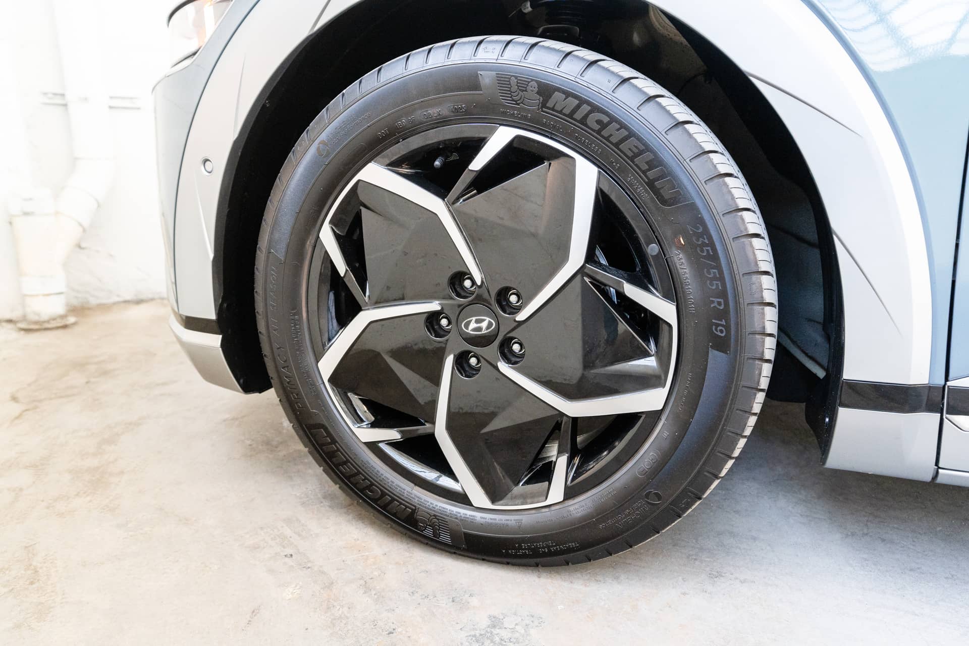 EverCars Co. vehicle image 10 for Hyundai IONIQ 5 -  Limited on EverCars Co.