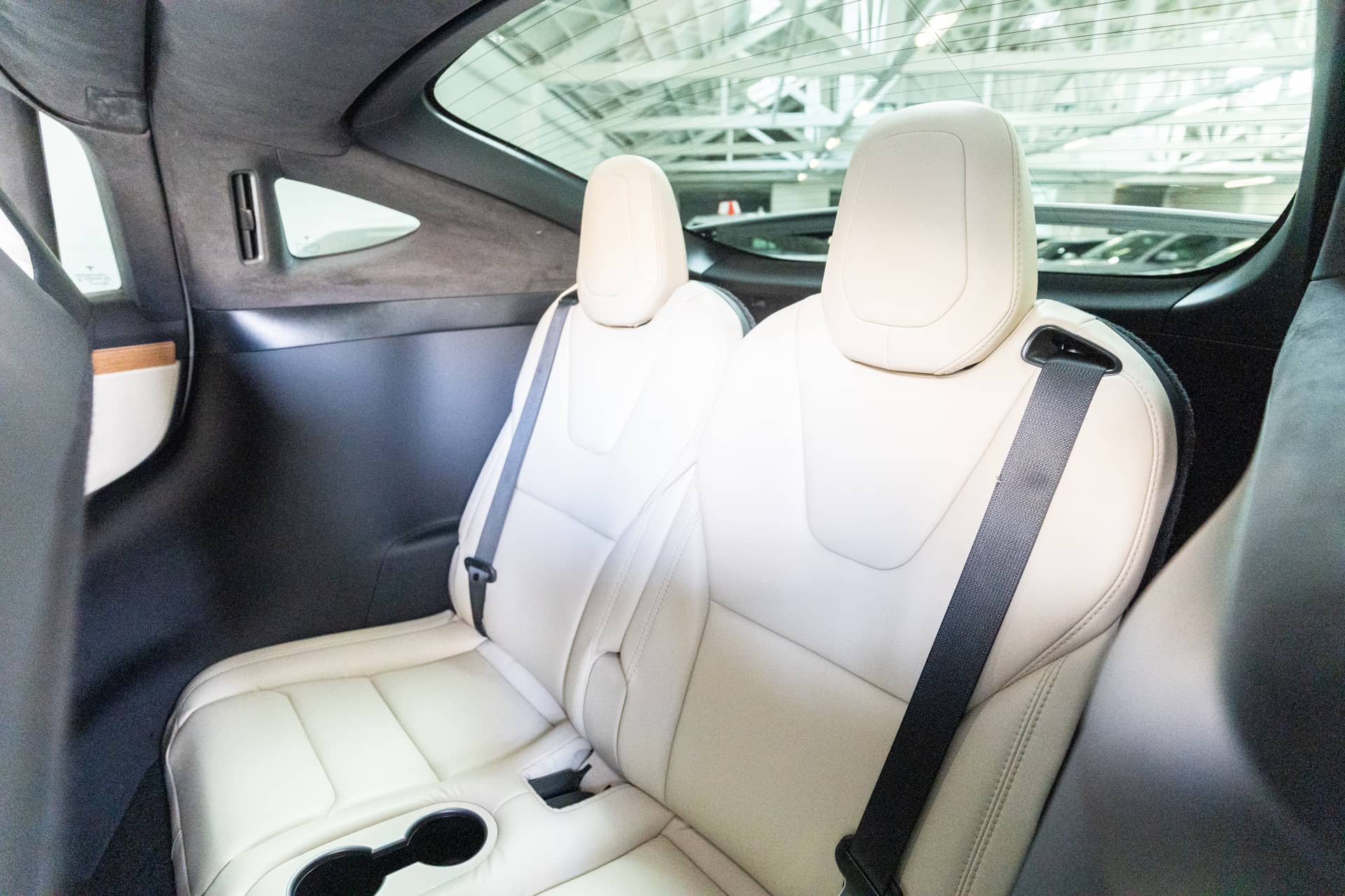 EverCars Co. vehicle image 18 for Tesla Model X -  Long Range on EverCars Co.