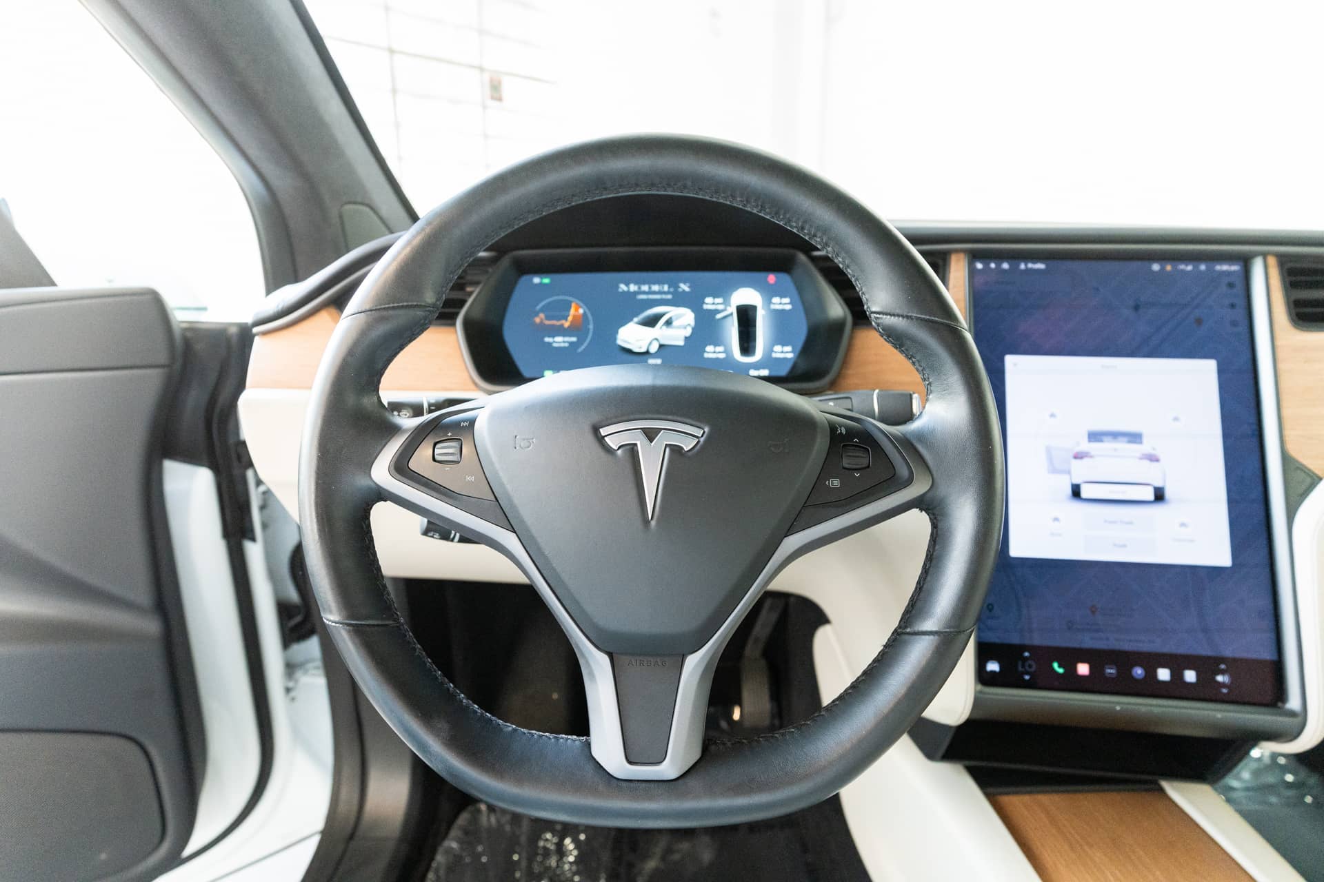 EverCars Co. vehicle image 20 for Tesla Model X -  Long Range on EverCars Co.