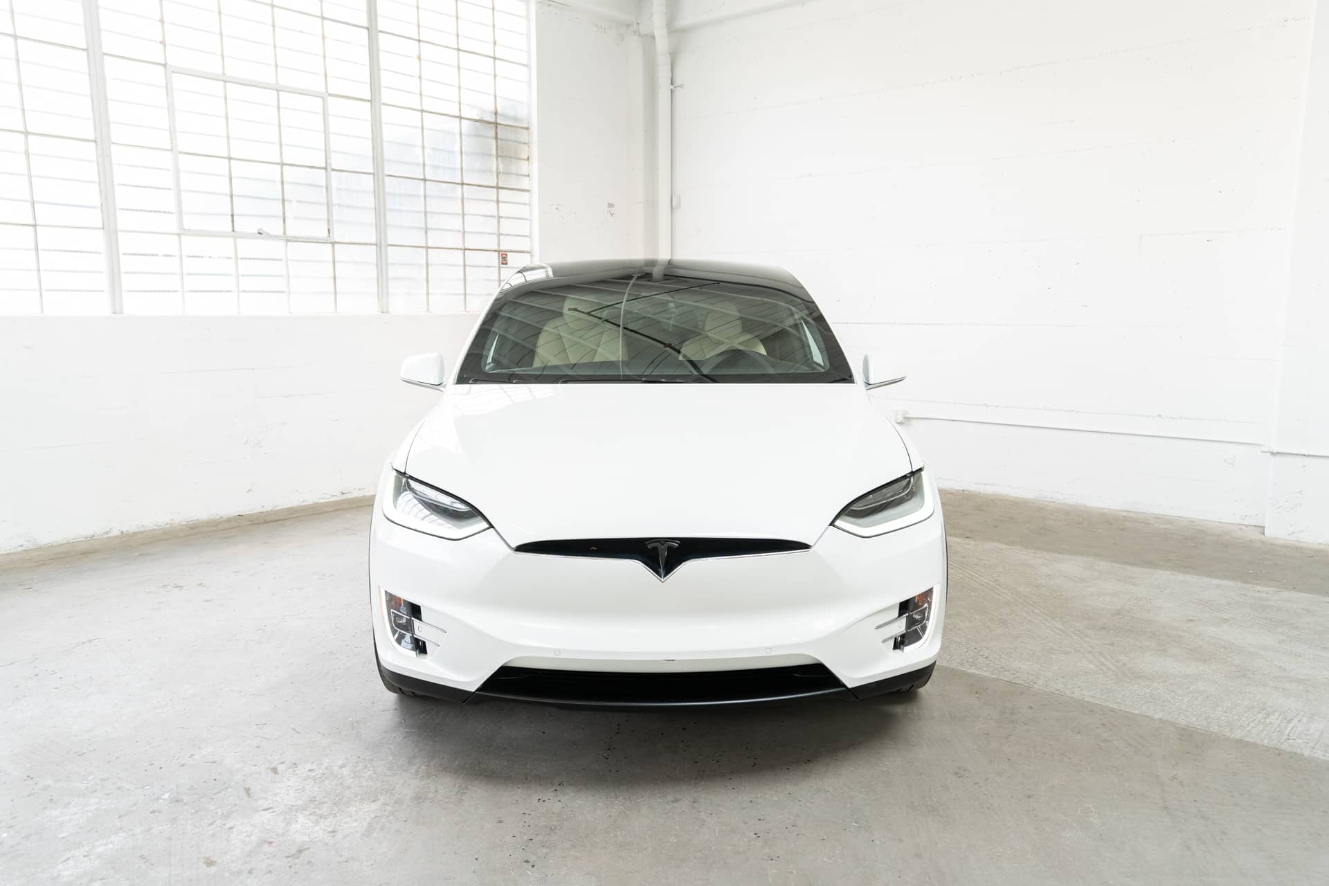 EverCars Co. vehicle image 3 for Tesla Model X -  Long Range on EverCars Co.