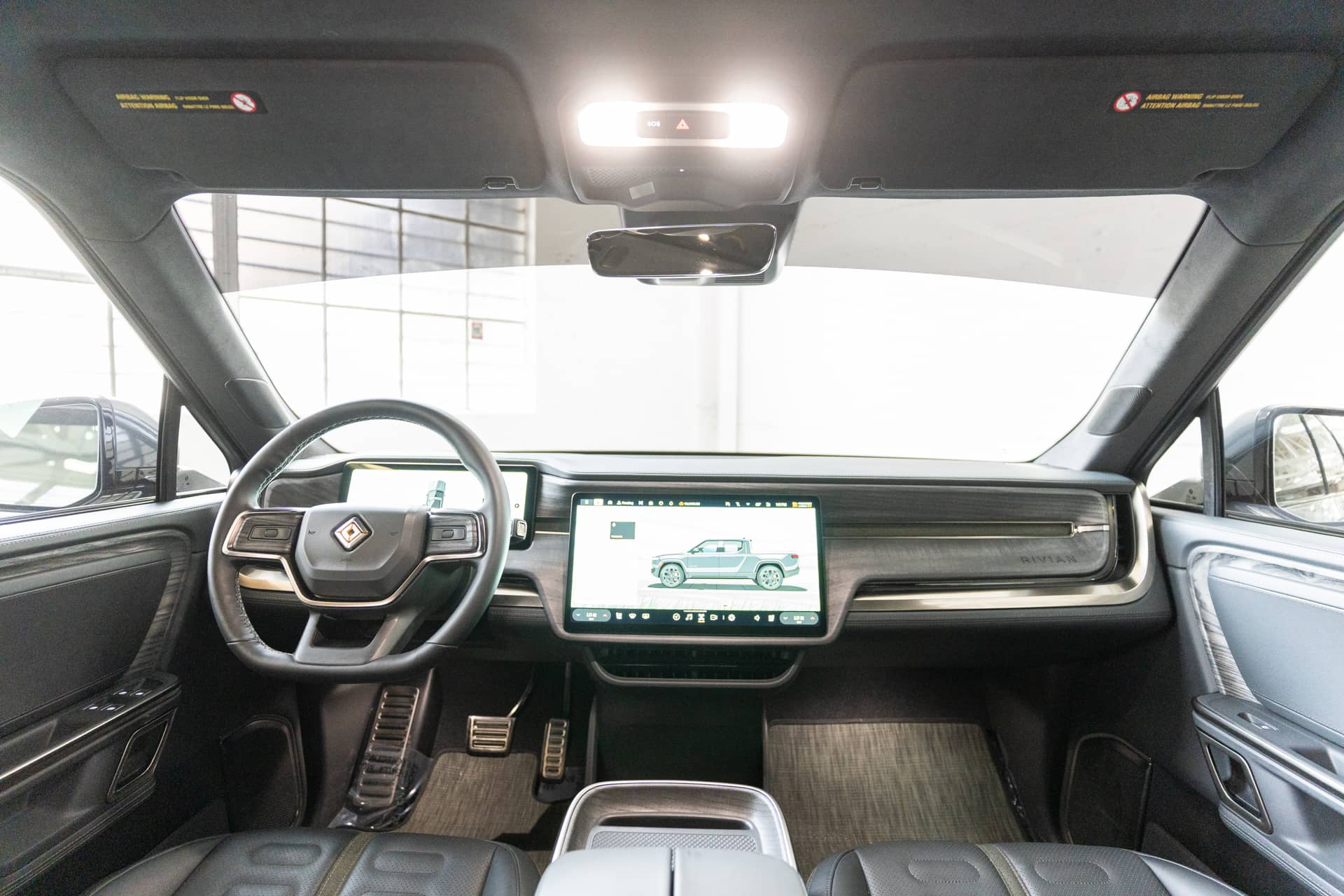 EverCars Co. vehicle image 18 for Rivian R1T -  Launch Edition on EverCars Co.