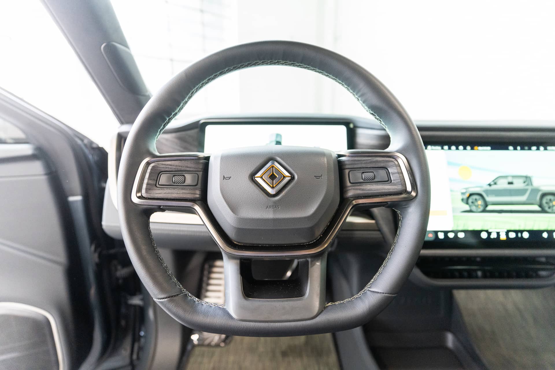 EverCars Co. vehicle image 19 for Rivian R1T -  Launch Edition on EverCars Co.