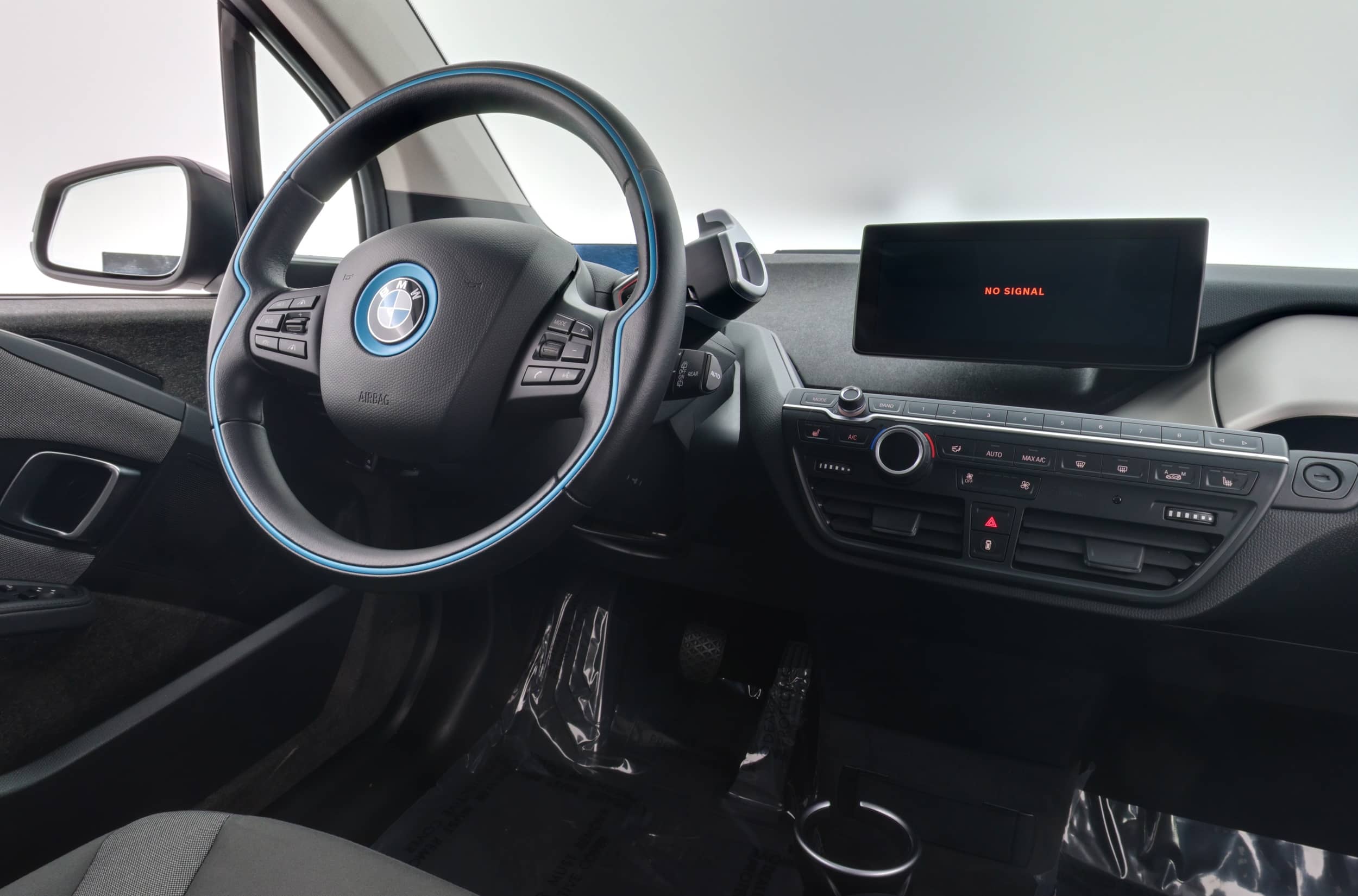 EverCars Co. vehicle image 11 for BMW i3 -  Deka World on EverCars Co.