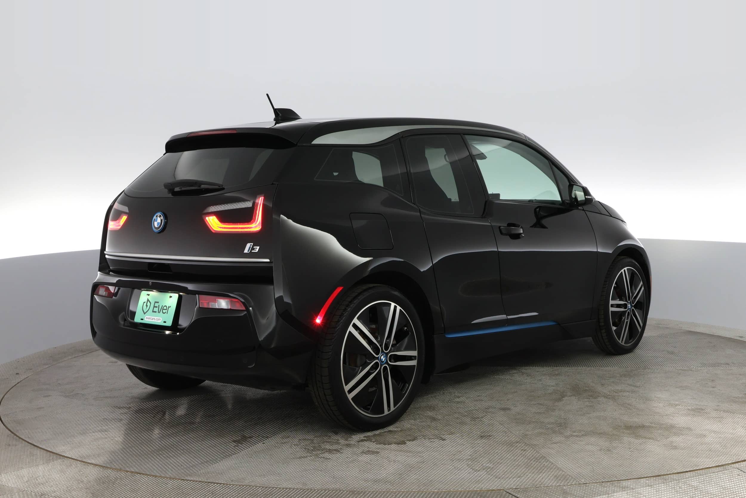 EverCars Co. vehicle image 5 for BMW i3 -  Deka World on EverCars Co.