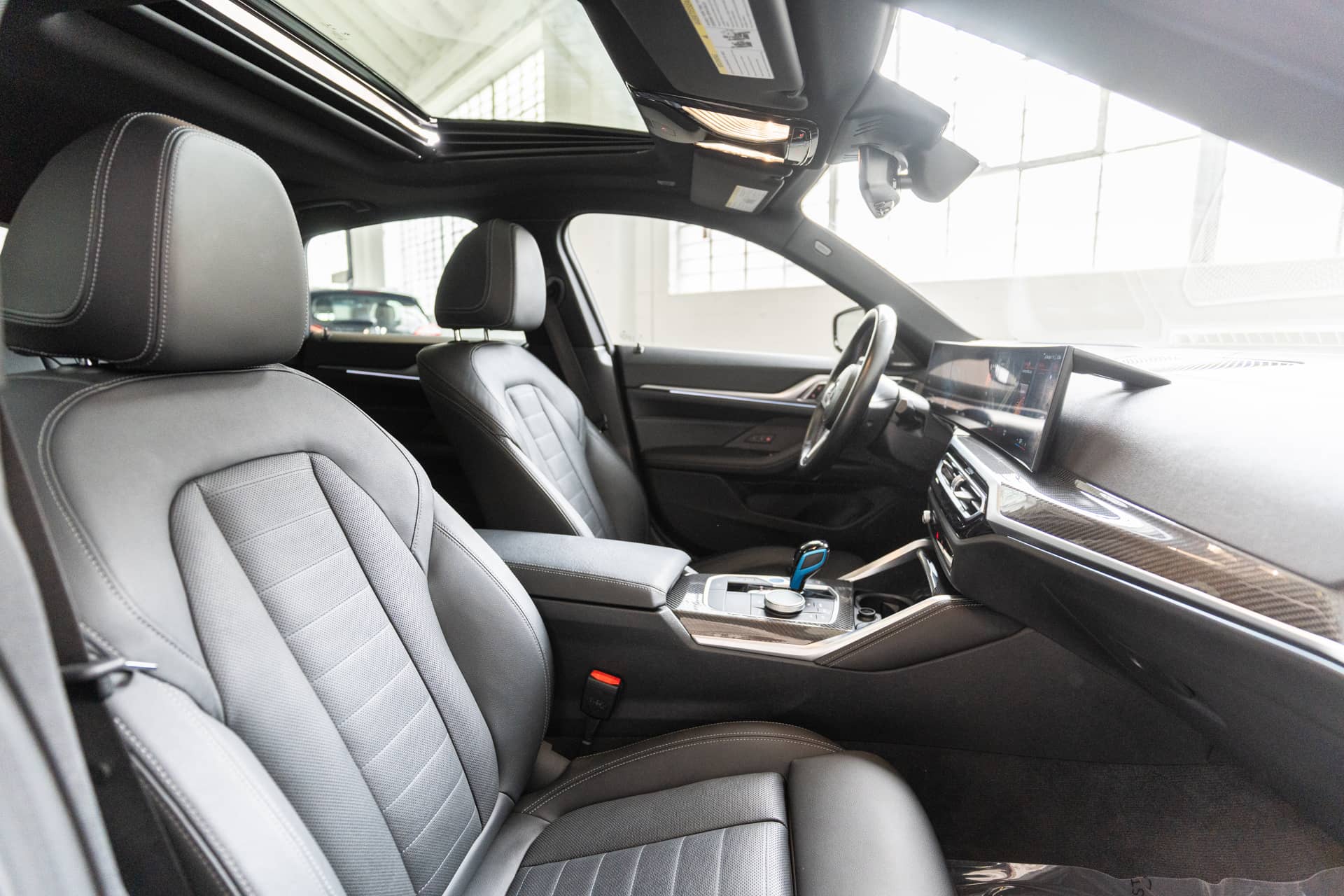 EverCars Co. vehicle image 16 for BMW I4 -  M50 Gran Coupe on EverCars Co.